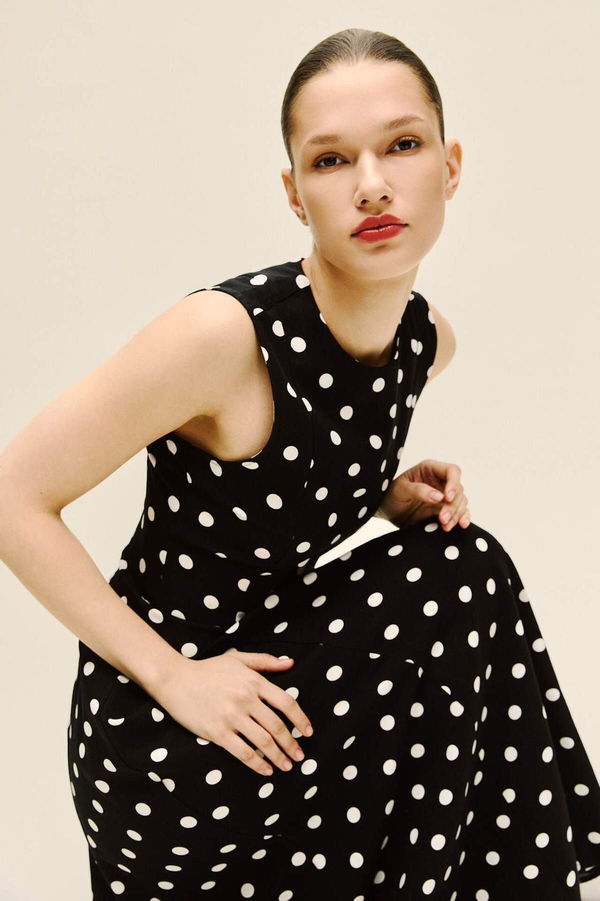 Defacto  Bisiklet Yaka Puantiyeli Poplin Kolsuz Midi Elbise F8241AX25AU - Görsel 6