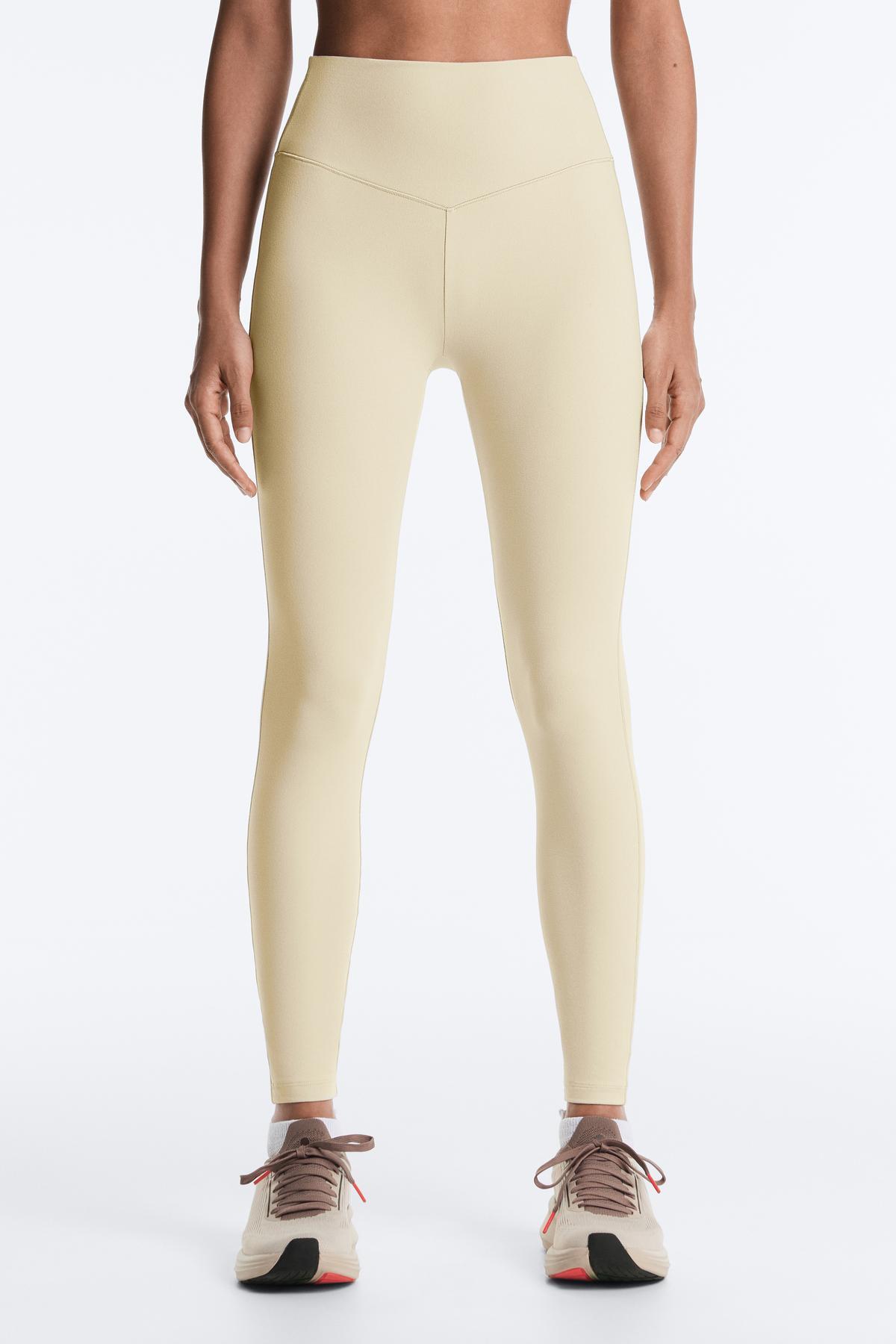 Oysho  Evermove yüksek belli bilek hizasında tayt