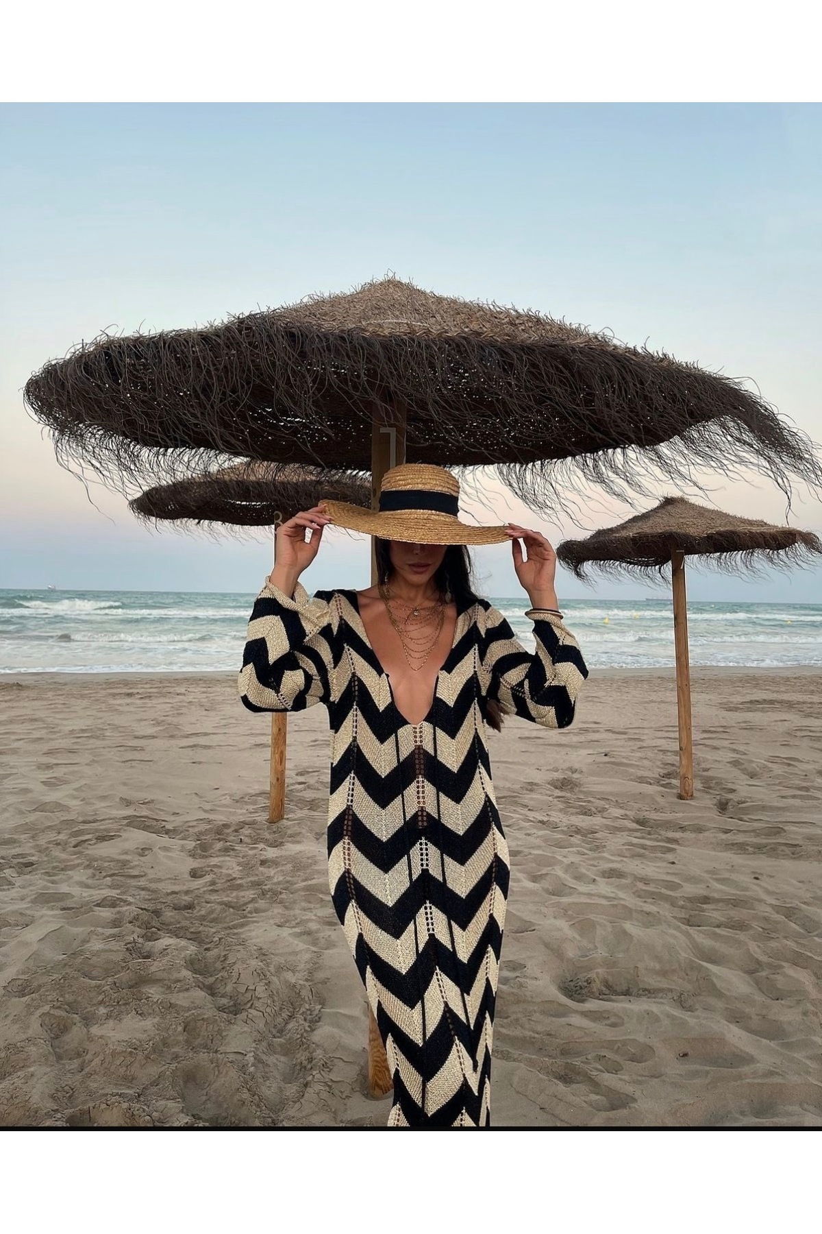 MARLİNG  Zigzag Desenli Uzun Triko Elbise V Yaka Yazlık Plaj Elbisesi Bohem Maxi Elbise - Görsel 5