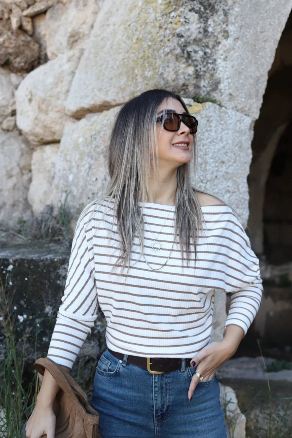 bytugcekaya  Ekru-Kahve Çizgili Kayık Yaka Fitilli Triko Bluz - Görsel 2