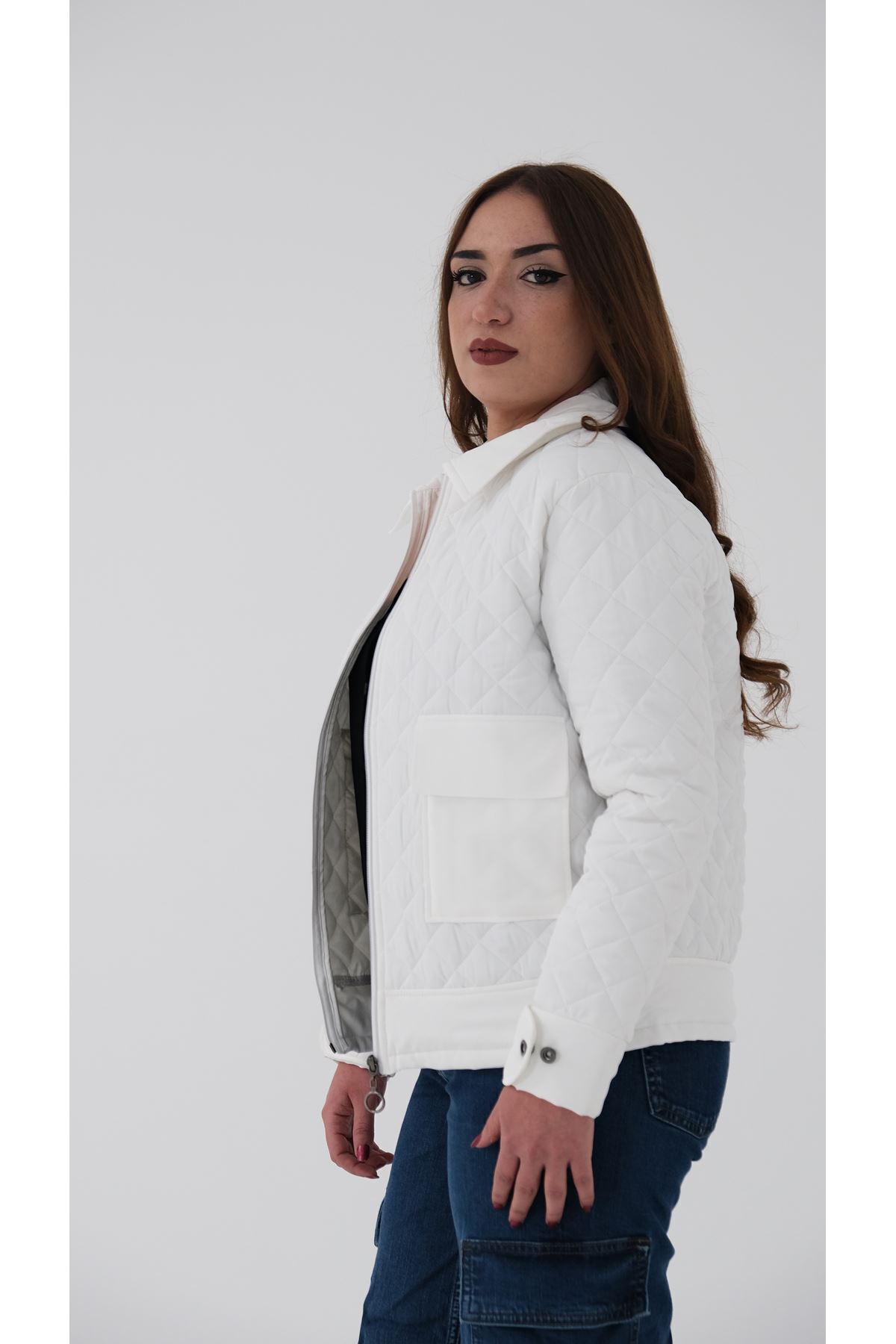 Blues Outlet  KADIN ÖNDEN CEPLİ MARKA KAPİTONE MONT-BEYAZ - Görsel 2