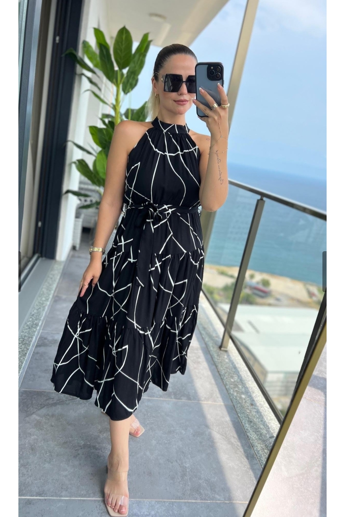 DISHI FASHİON  Halter Yaka asimetrik Desenli Elbise