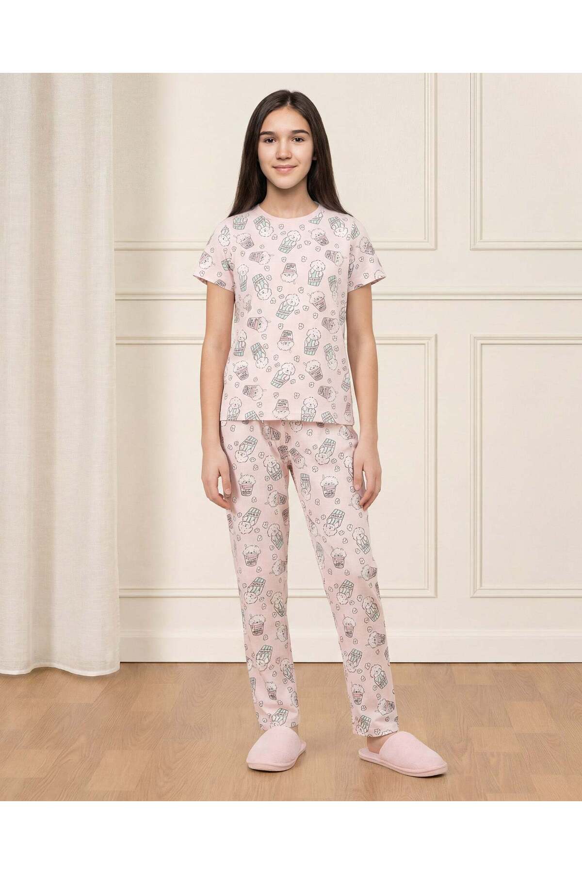 REDTAG طقم بيجاما وردي مطبوع للبنات الكبيرات
