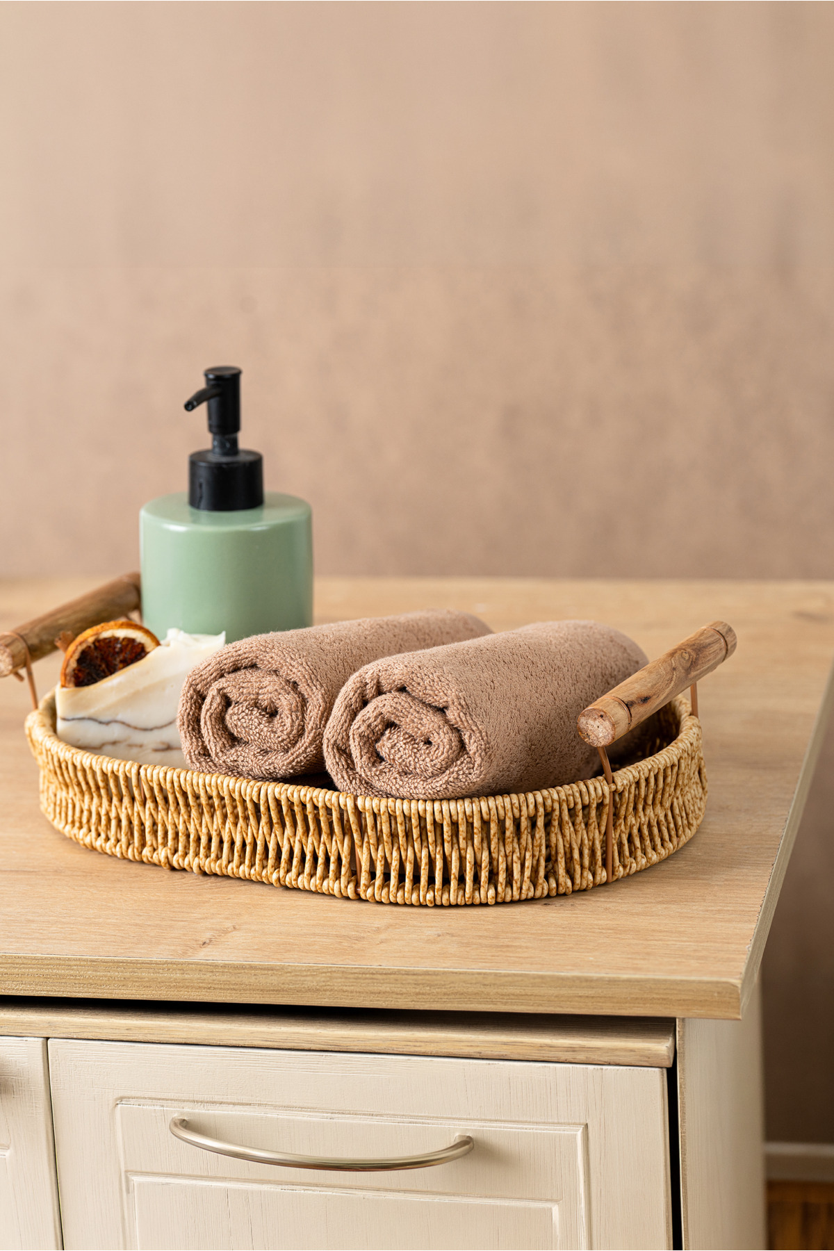 %100 Cotton Coresoftair Premium, Extra Soft and Bulky Hand/Guest Towel Set (2-piece 33x33cm)
