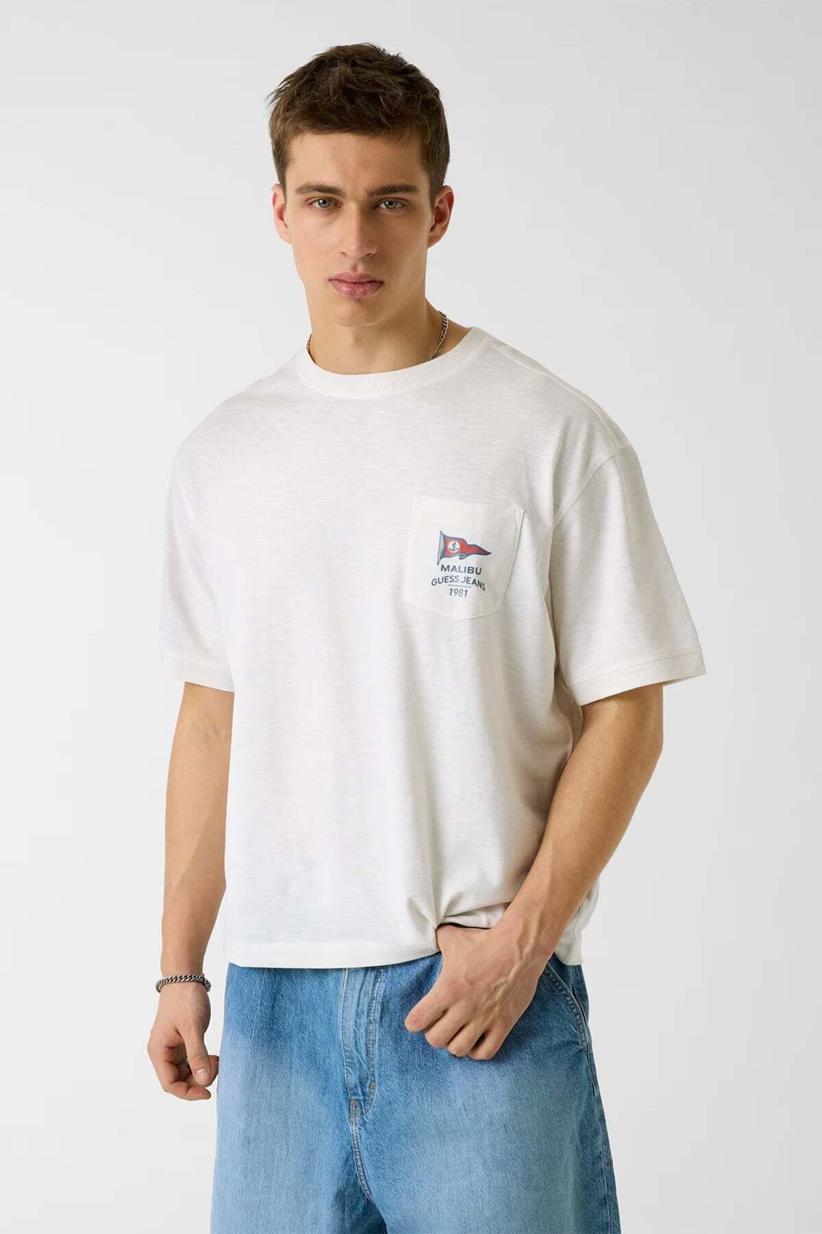 تیشرتمردانهGuessسفید