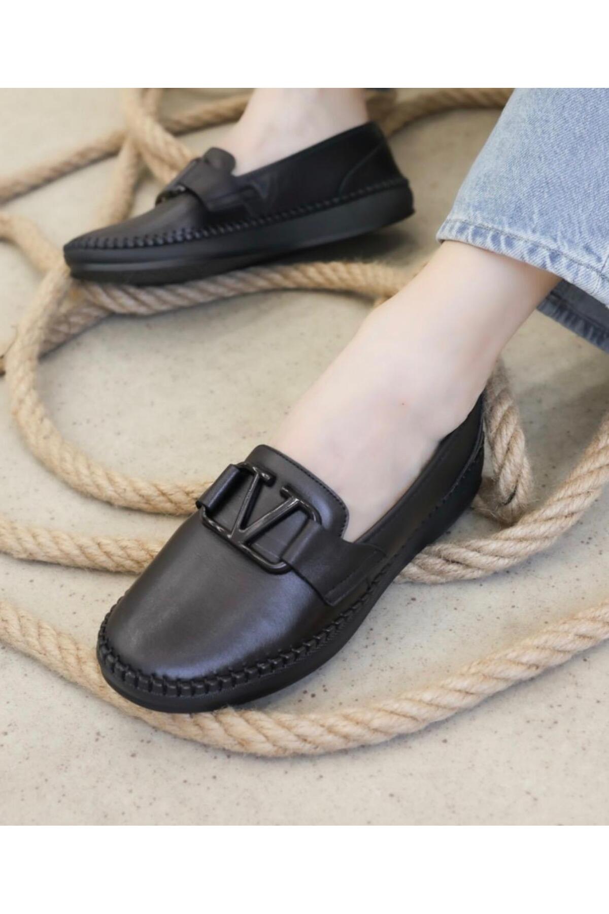 THE FRİDA SHOES Siyah Günlük İçi Dışı Hakiki Deri Ortopedik Poli Taban Tokalı Kadın Ayakkabı Frd2044