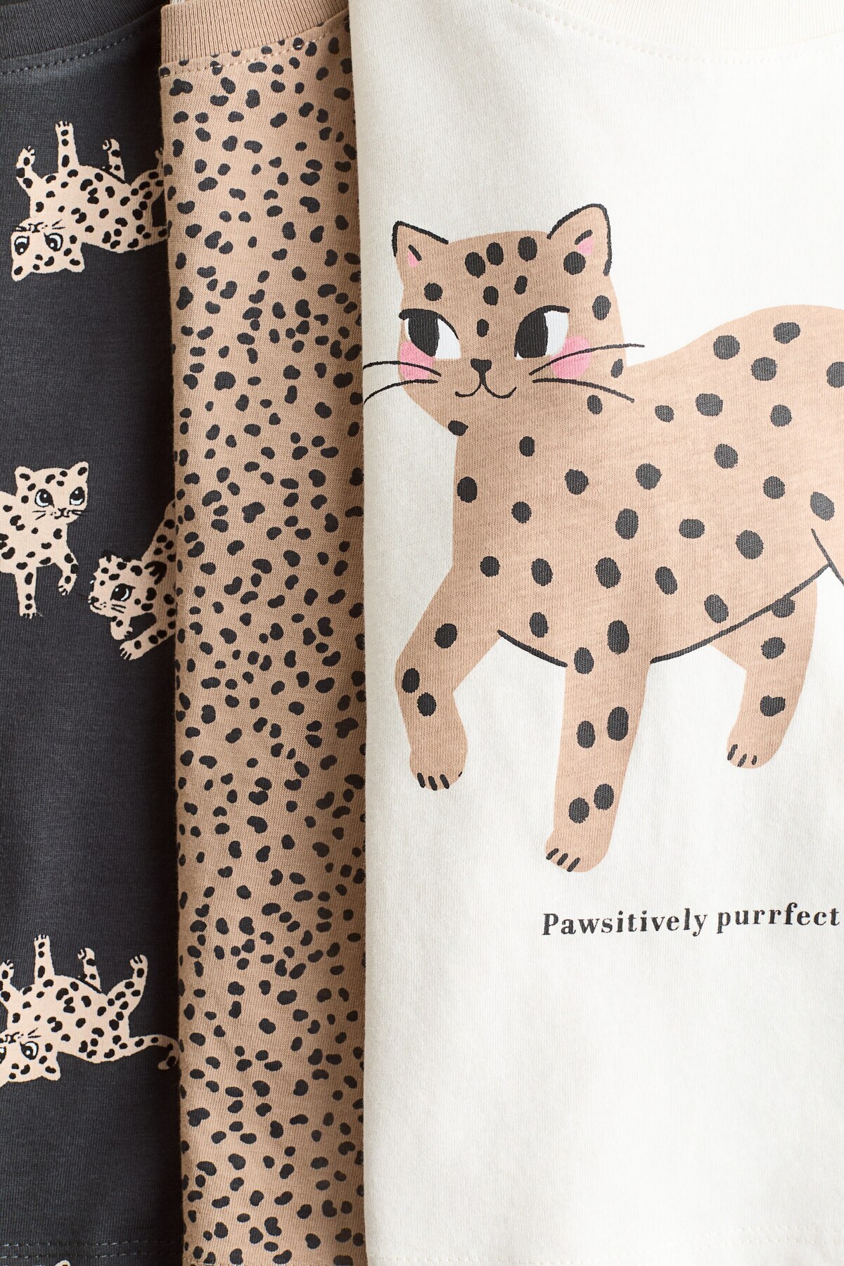 H&M 3'lü Baskılı Tişört fotoğrafı 2 (önizleme)