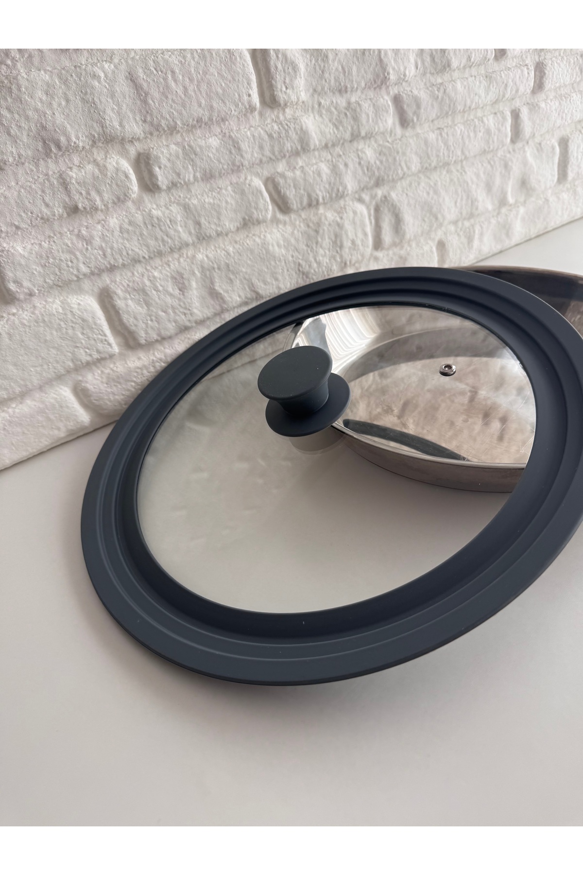 Gri Yanmaz Silikon Tencere Tava Kapağı 28-30-32 cm TEK KAPAK ÜÇ BOY TENCERE UYUMLU Buhar Tahliyeli