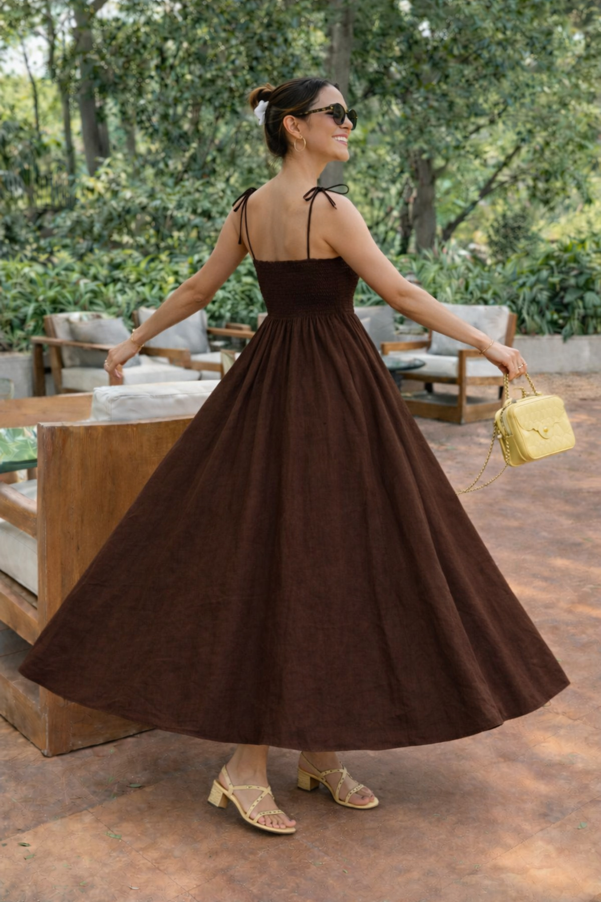 oshebu  Kahve -Pamuklu Uzun Yazlık Kadın Elbise - Omuzdan Bağlamalı Askılı Büzgülü Astarsız - Görsel 2