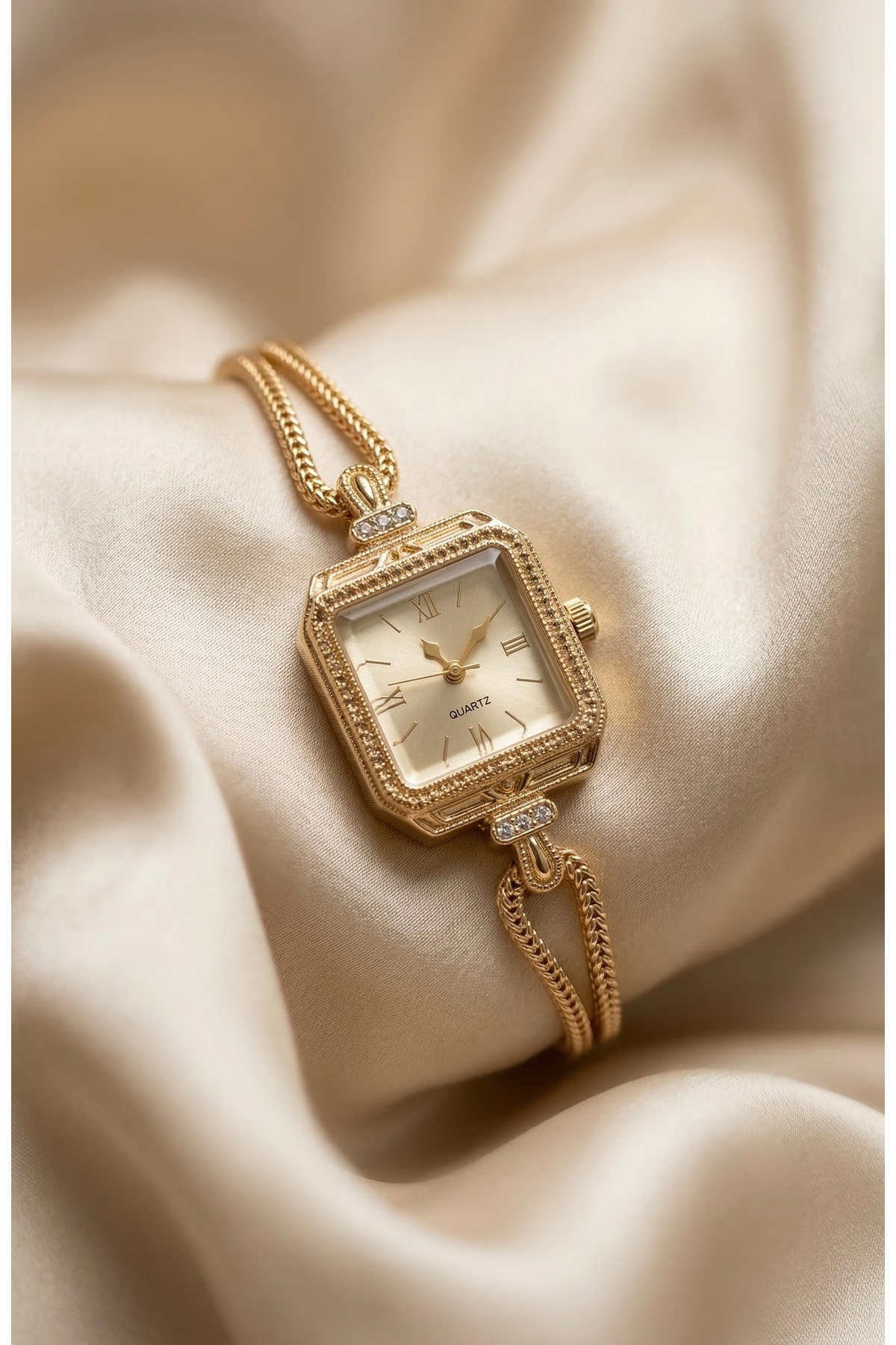 KLISHE Butik  Kadın Çelik Saat Gold Renk Old Money Vintage Kare Kasa Taşlı Lüks Zarif Şık Kadın Kol Saati 2026 - Görsel 7