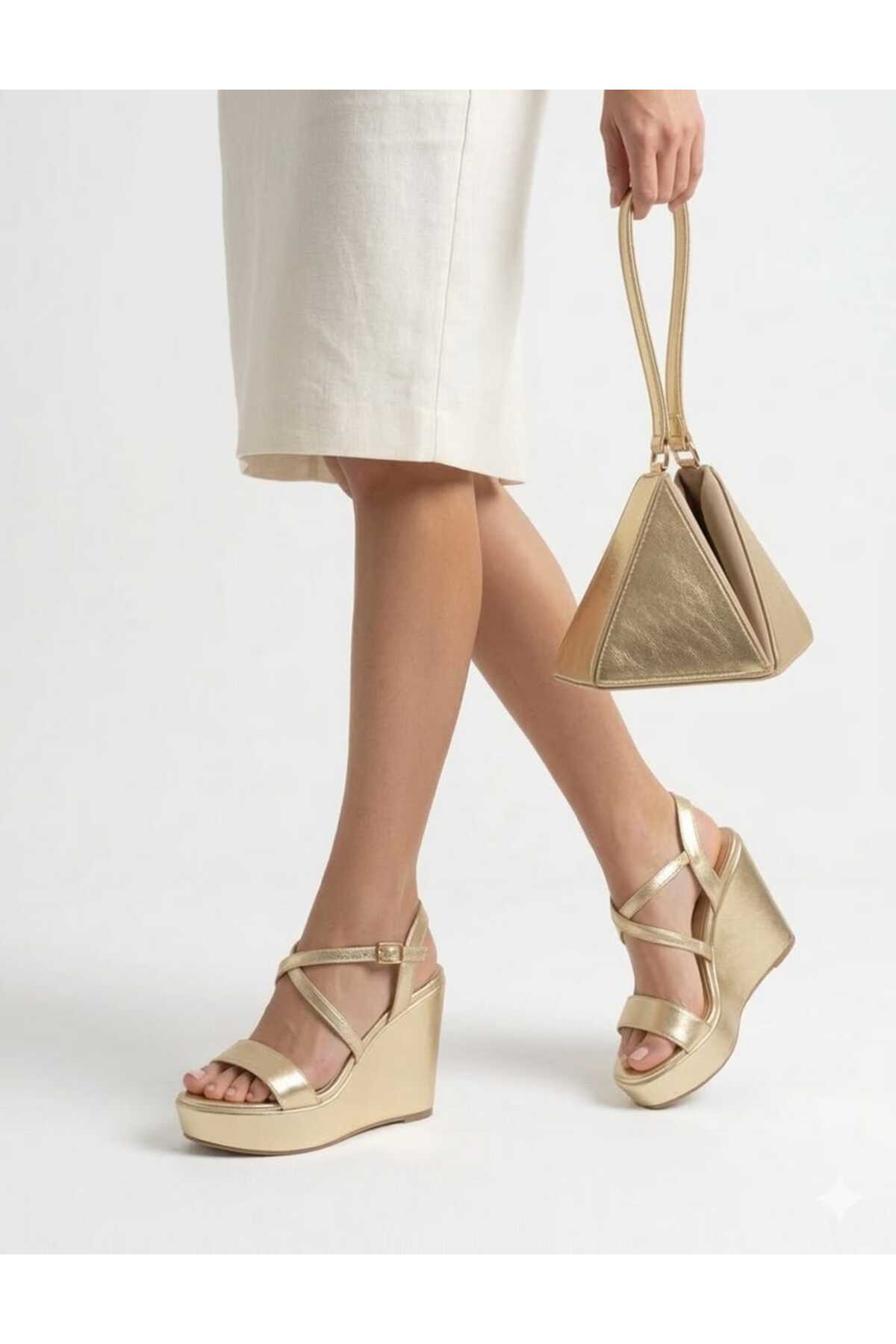 Women's Heeled Shoes and Bags with Gold Fill Band Combination - 5005