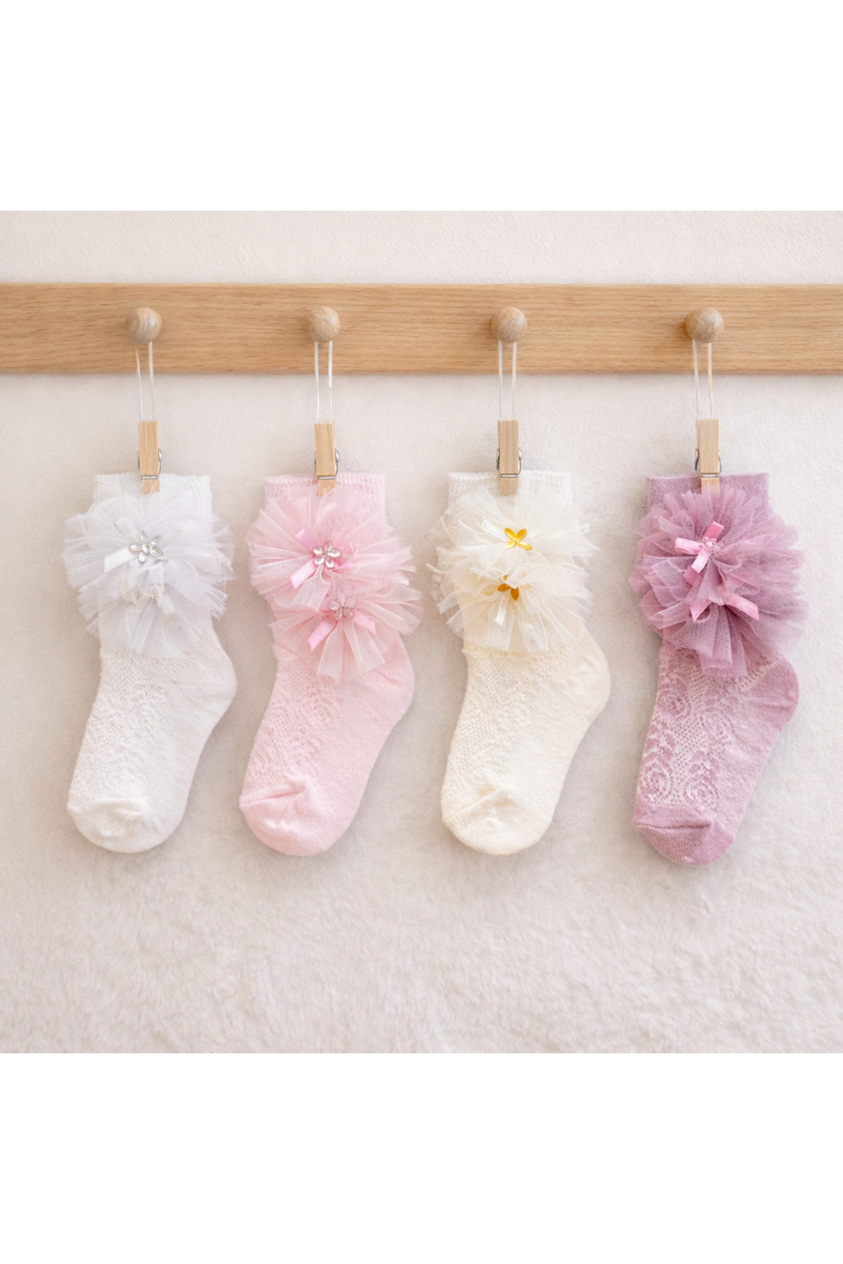Happy Baby Butik Kız Bebek %100 Pamuk Tüllü Tokalı 4'lü Çorap Seti fotoğrafı 2 (önizleme)