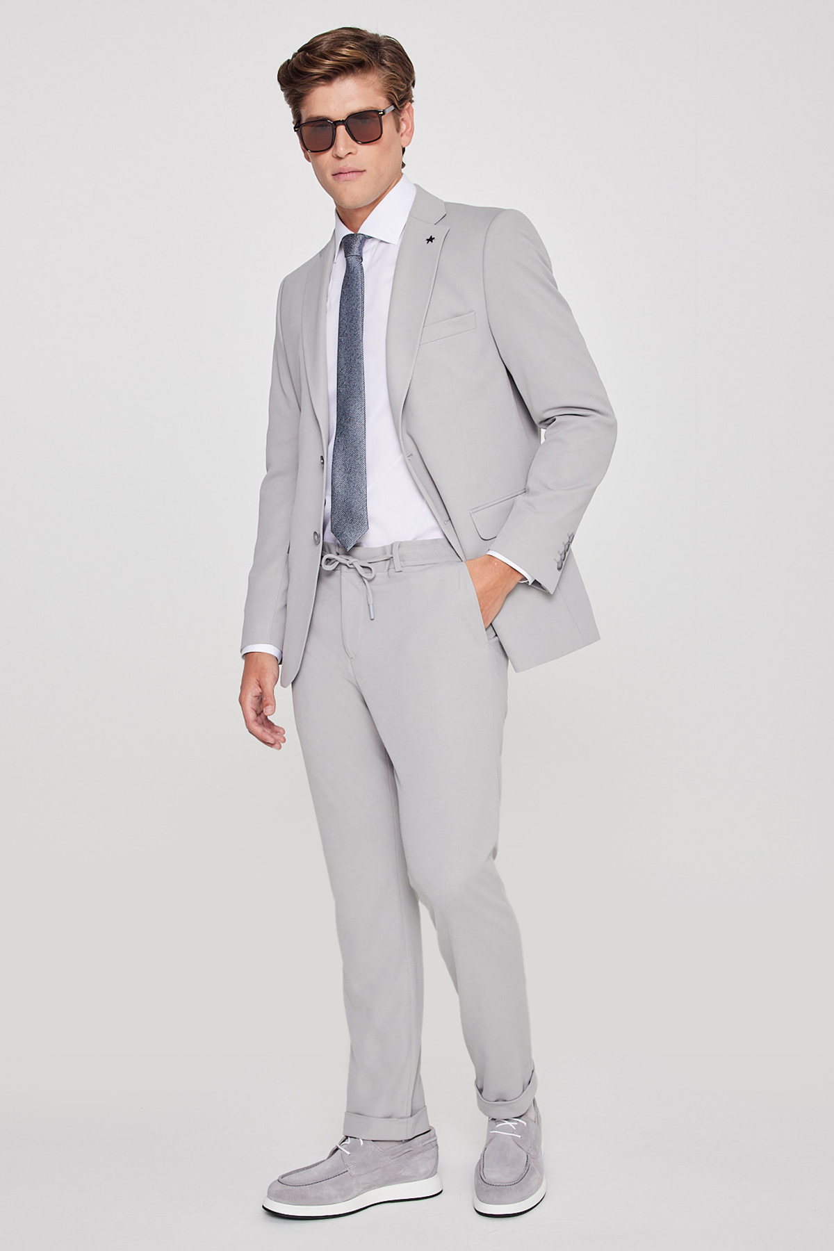 AC&Co / Altınyıldız Classics  Erkek Gri Slim Fit Dar Kesim Mono Yaka Beli Bağlamalı Kapak Cepli Esnek Takım Elbise - Görsel 3