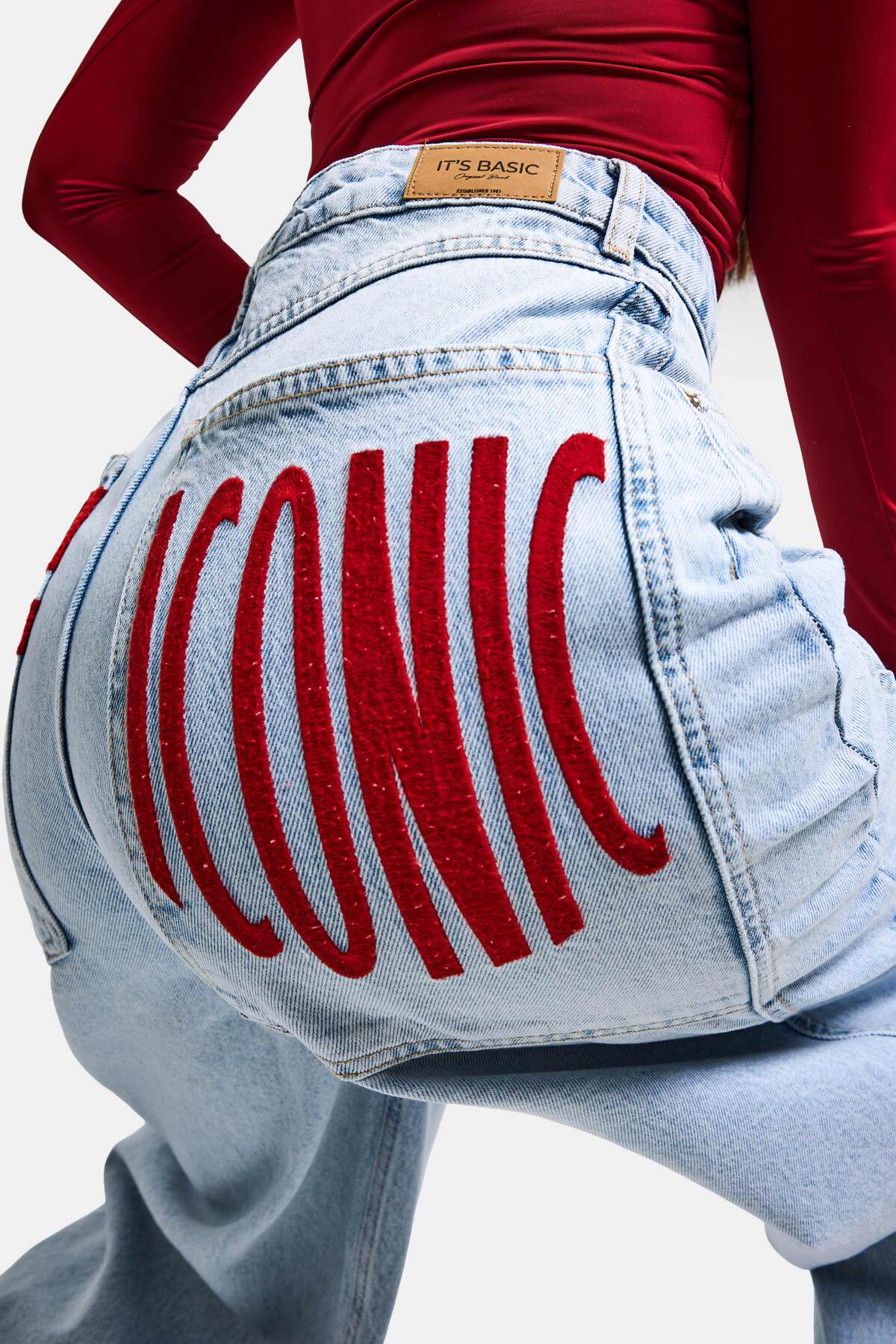 it's basic  Kadın Ice Renk 4s6-3 Mega Baggy Fit Paça ve Cep Detaylı Özel Tasarım Denim Jean - Görsel 4