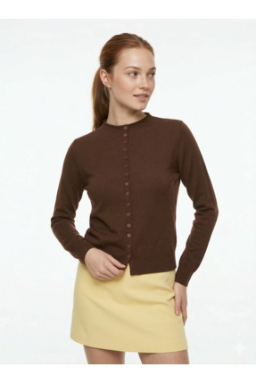 Qoolest Kadın Acı Kahve Slim Fit Dar Kesim Düğmeli Bisiklet Yaka Triko Hırka