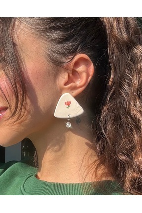 Rapoolin accessories Seramik el yapımı , el çizimi pembe çiçek desenli küpe