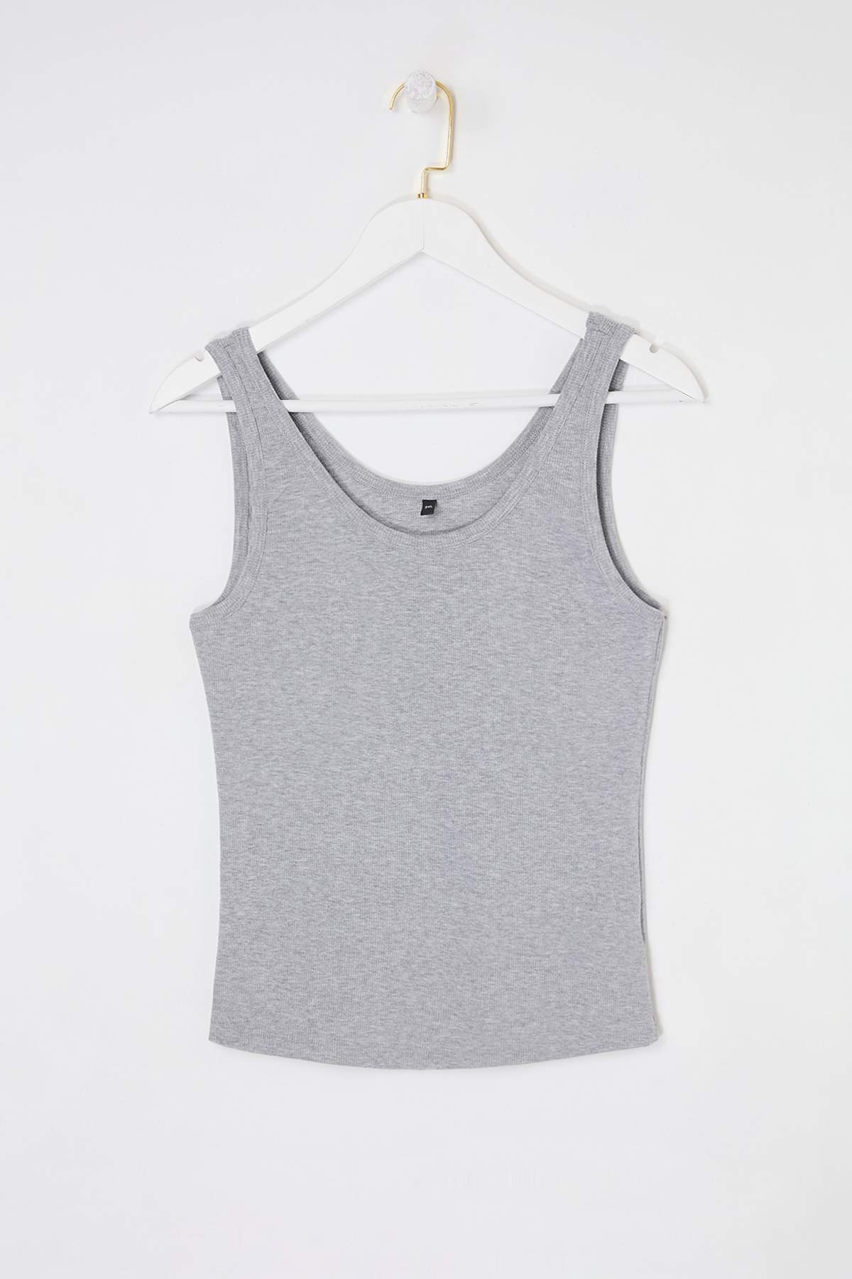 trendyol-curve-womens-plus-size-athlete