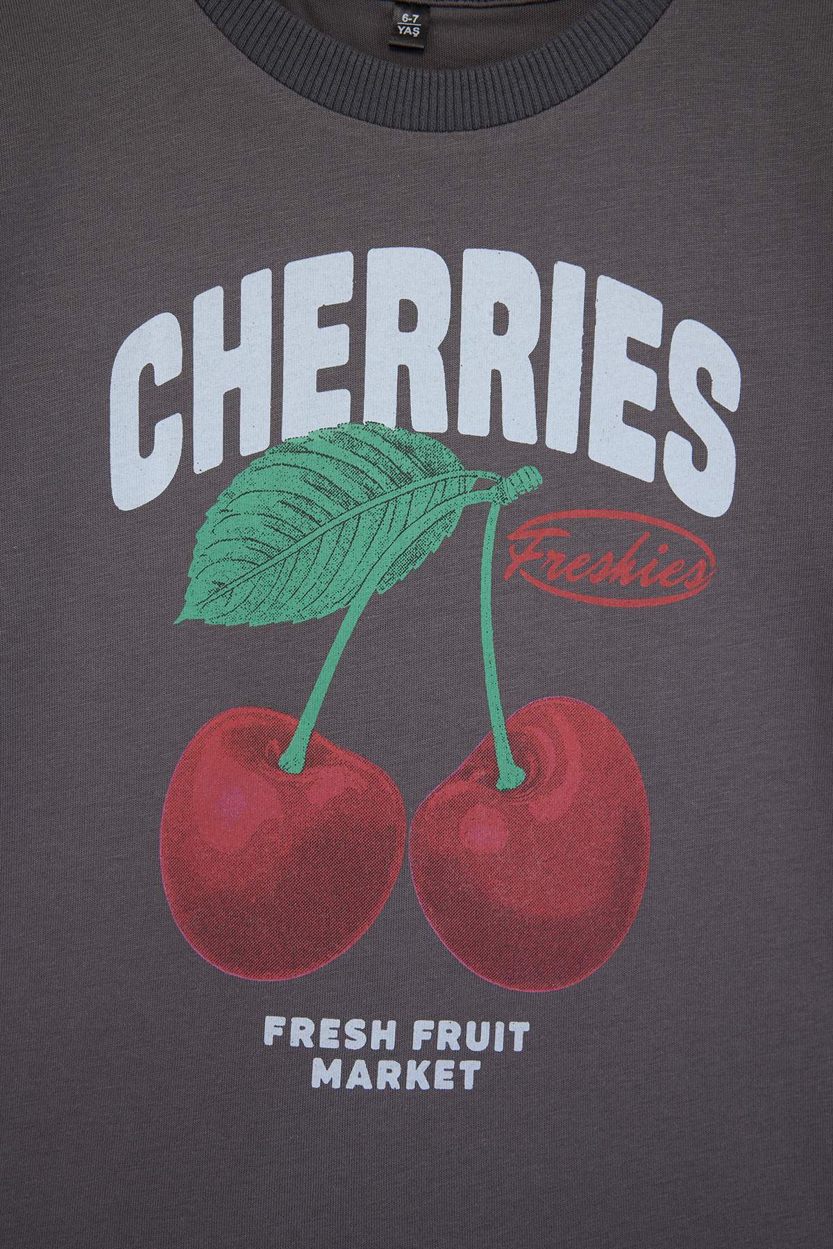 trendyolkids-girls-gray-printed-short-regular