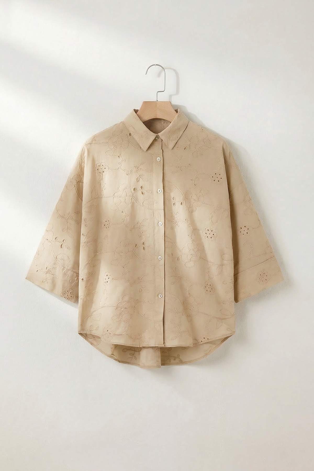 Trendyolmilla  Haki Brode Dantel Nakışlı Pamuklu Truvar Kol Gömlek TDRSS26GO00033 - Görsel 5