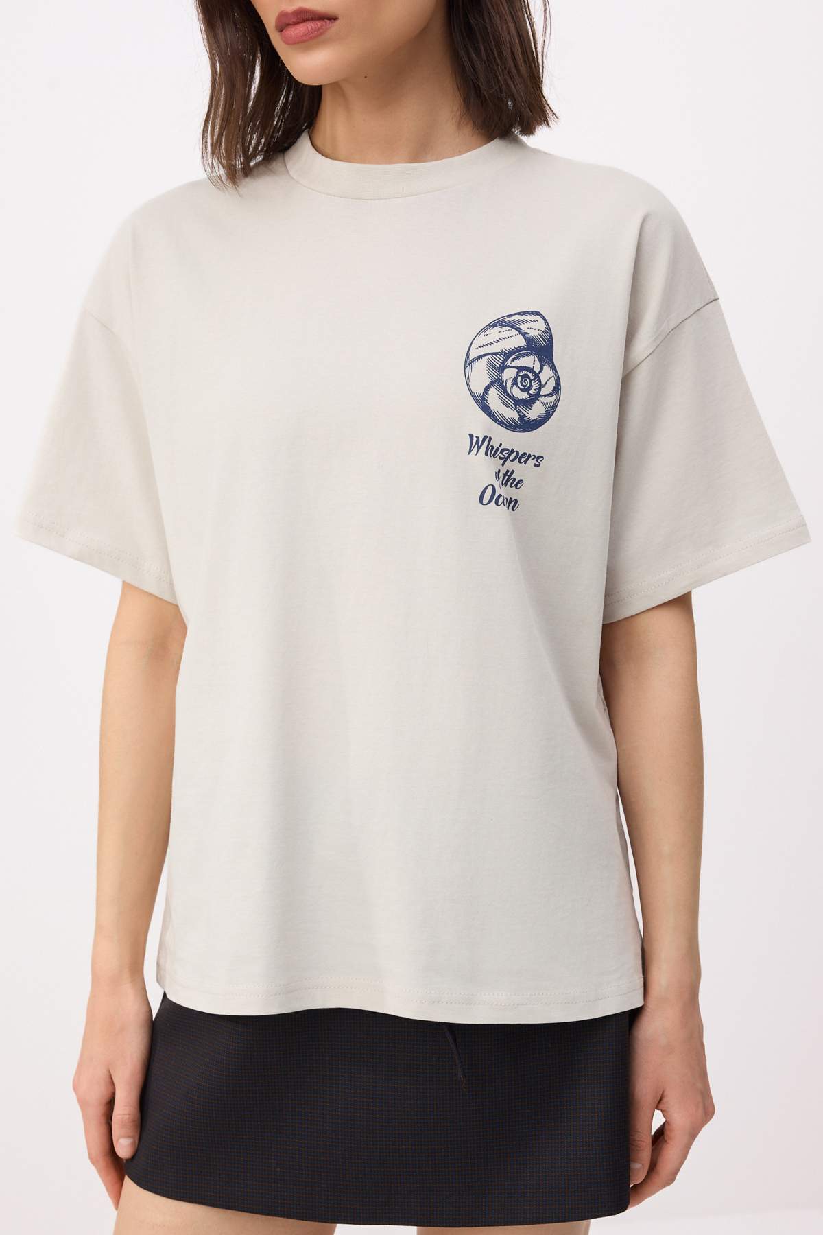 Trendyolmilla  Taş Baskılı Oversize/Geniş Kalıp Düşük Kol Kısa Kollu %100 Pamuk Örme T-Shirt TWOSS26TS00177 - Görsel 3