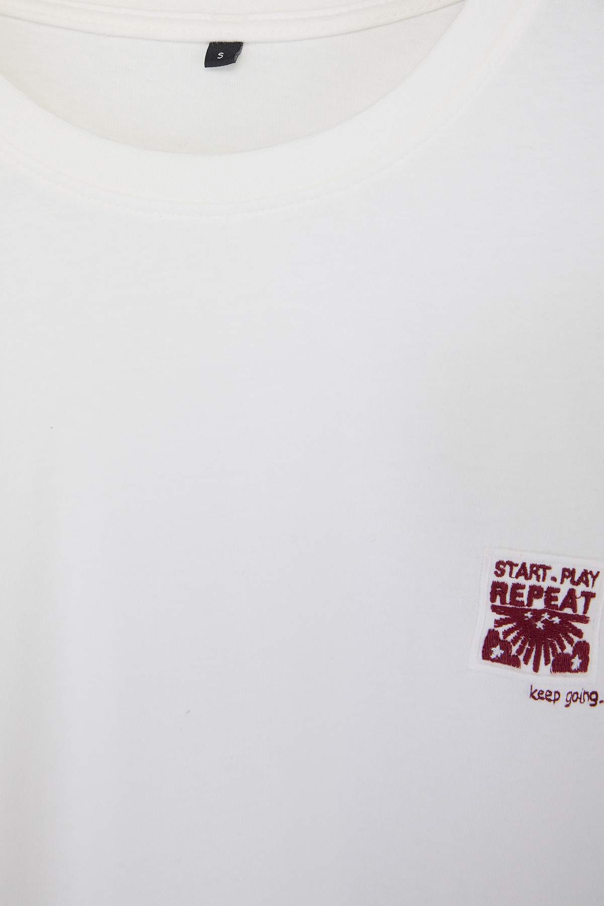 Trendyolmilla  Ekru Oversize/Geniş Kesim Nakışlı %100 Pamuk T-shirt TMNSS26TS00024 - Görsel 6