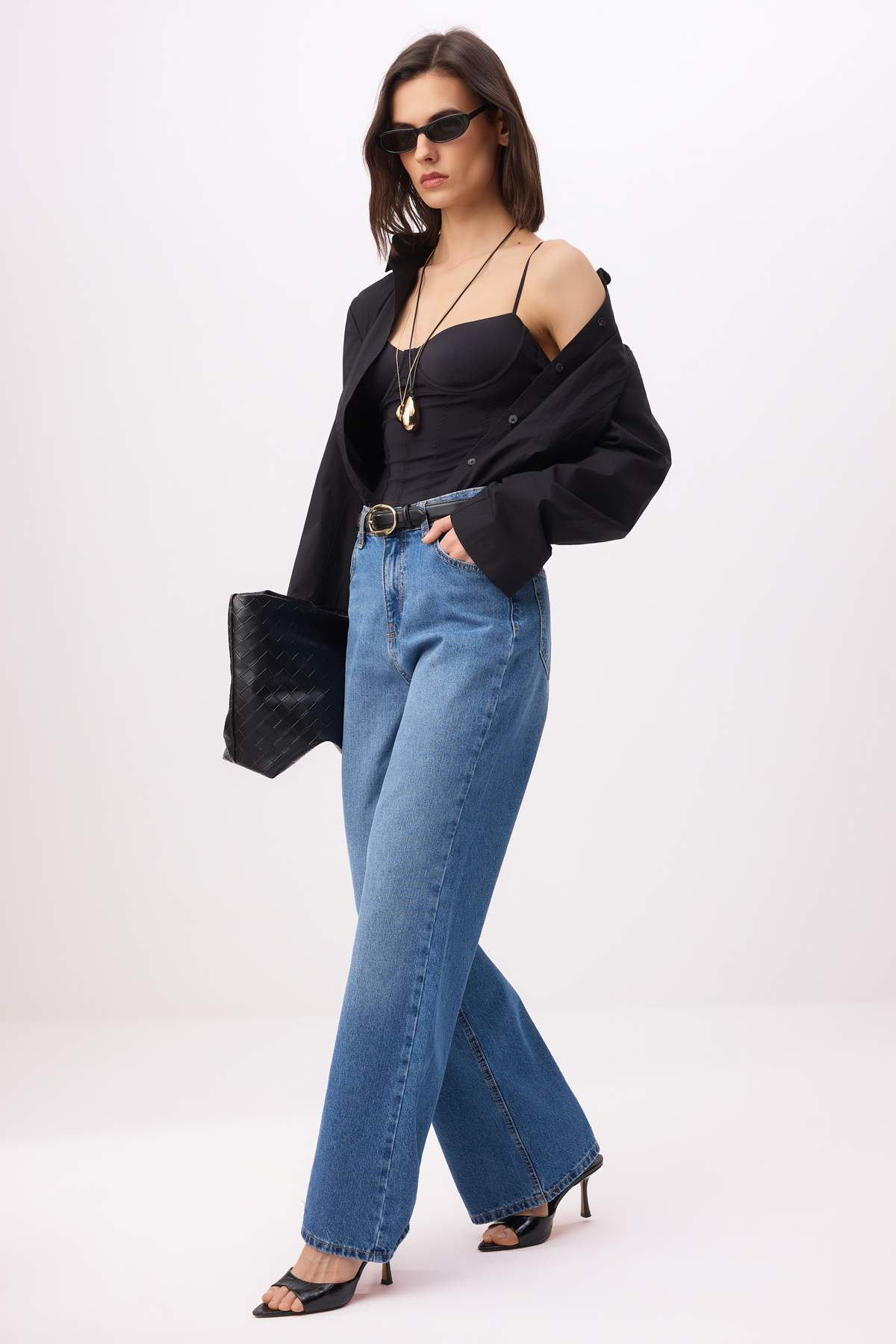 Trendyolmilla  Koyu Mavi Yüksek Bel %100 Pamuk Wide Leg Jeans TWOSS26JE00204 - Görsel 2