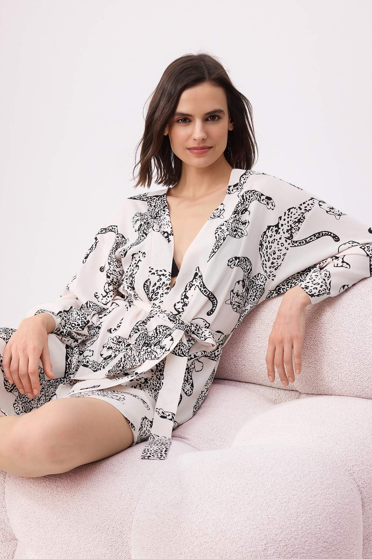 Trendyol Vestaglia Da Donna In Twill Floreale – Modello Visone – 100% Poliestere – Taglia S/36 - 4