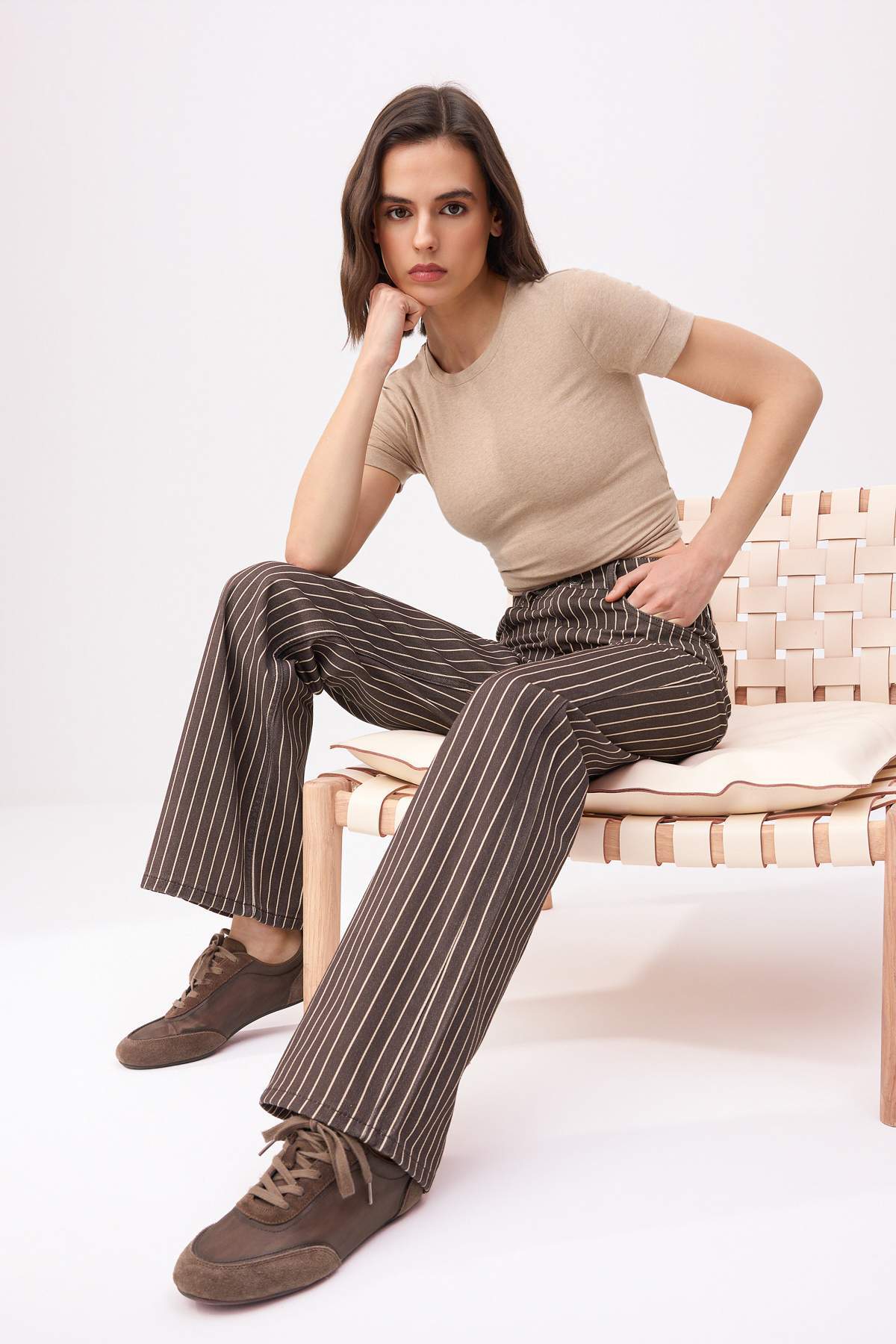 Trendyolmilla  Kahverengi Çizgili Yüksek Bel %100 Pamuk Wide Leg Jeans TWOSS26JE00305