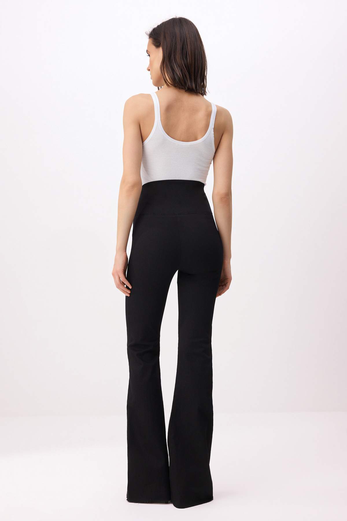 Trendyolmilla  Siyah Yüksek Bel Yumuşak Ekstra Esneyen Örme Skinny Tayt Jeans TWOSS26JE00284 - Görsel 4