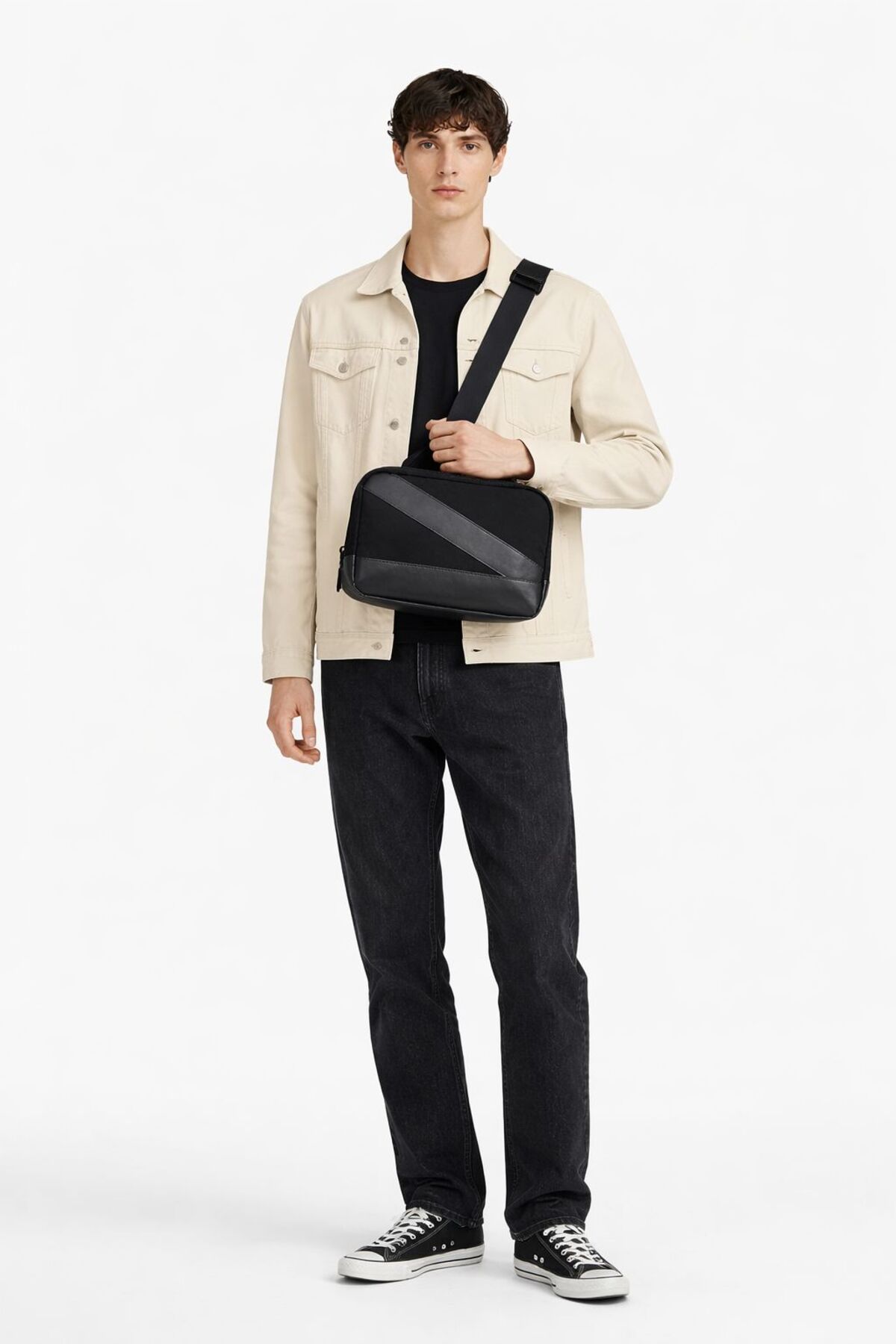 Aggu Bebe  Unisex Siyah Çapraz Mini Çanta Ayarlanabilir Askılı Yan Çanta Deri Detaylı Omuz Çantası - Görsel 6