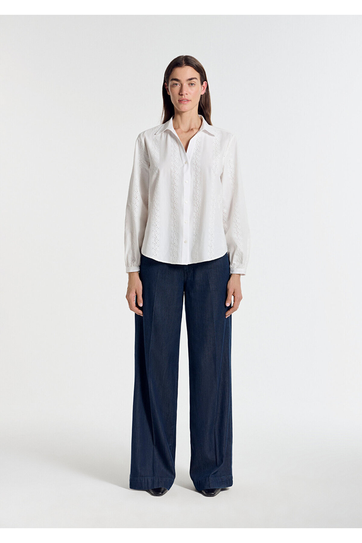 Mavi  Nakış Detaylı Beyaz Gömlek Regular Fit / Normal Kesim 1211380-70057 - Görsel 5