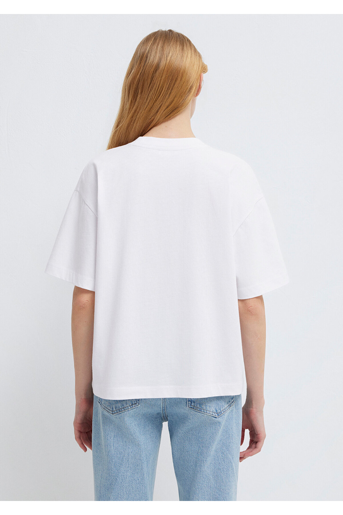 Mavi  M Logo Baskılı Beyaz Tişört Loose Fit / Bol Rahat Kesim 1613225-620 - Görsel 6