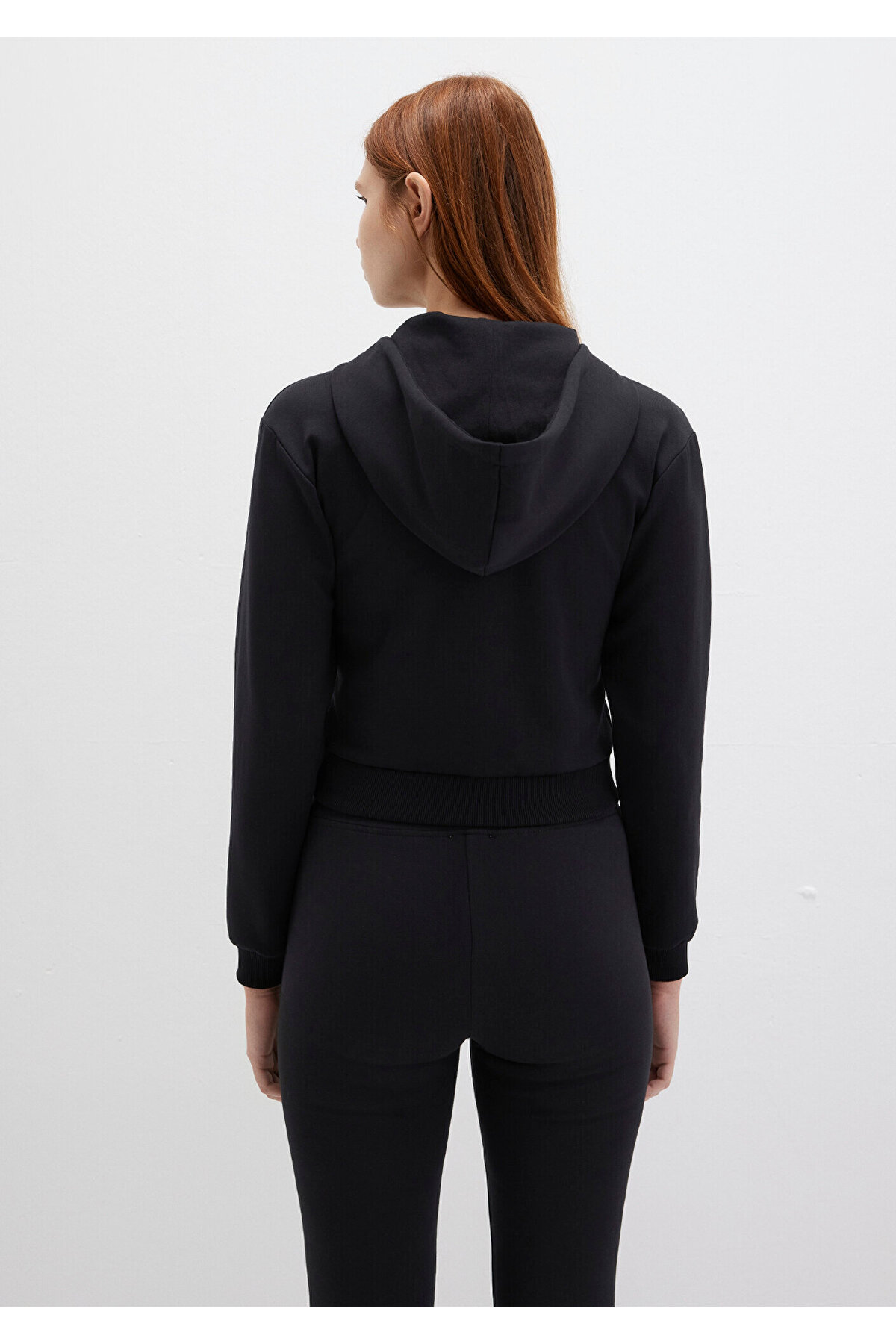 Mavi  Kapüşonlu Siyah İnterlok Sweatshirt 1S10424-900 - Görsel 5