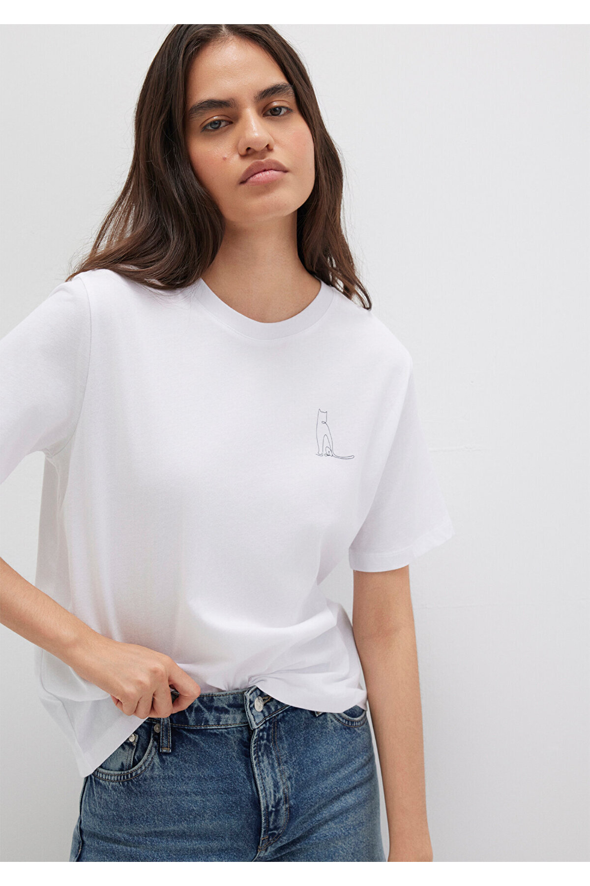 Mavi  Kedi Baskılı Beyaz Tişört Regular Fit / Normal Kesim 1612298-620 - Görsel 2