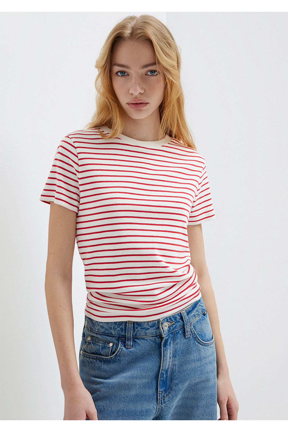 Mavi  Bisiklet Yaka Çizgili Kırmızı Tişört Slim Fit / Dar Kesim 1612881-86680 - Görsel 2