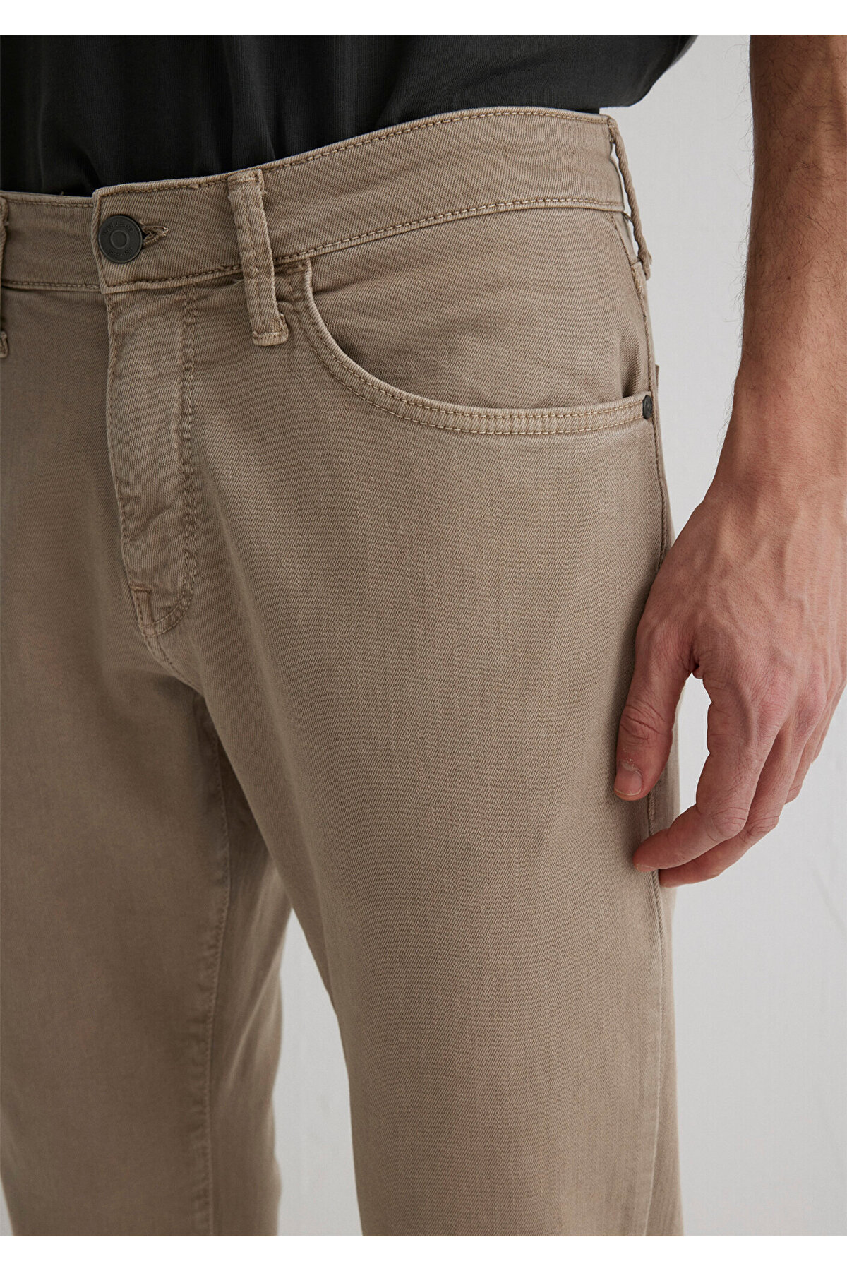 Mavi  Marcus Bej Comfort Gabardin Pantolon 0035186566 - Görsel 6