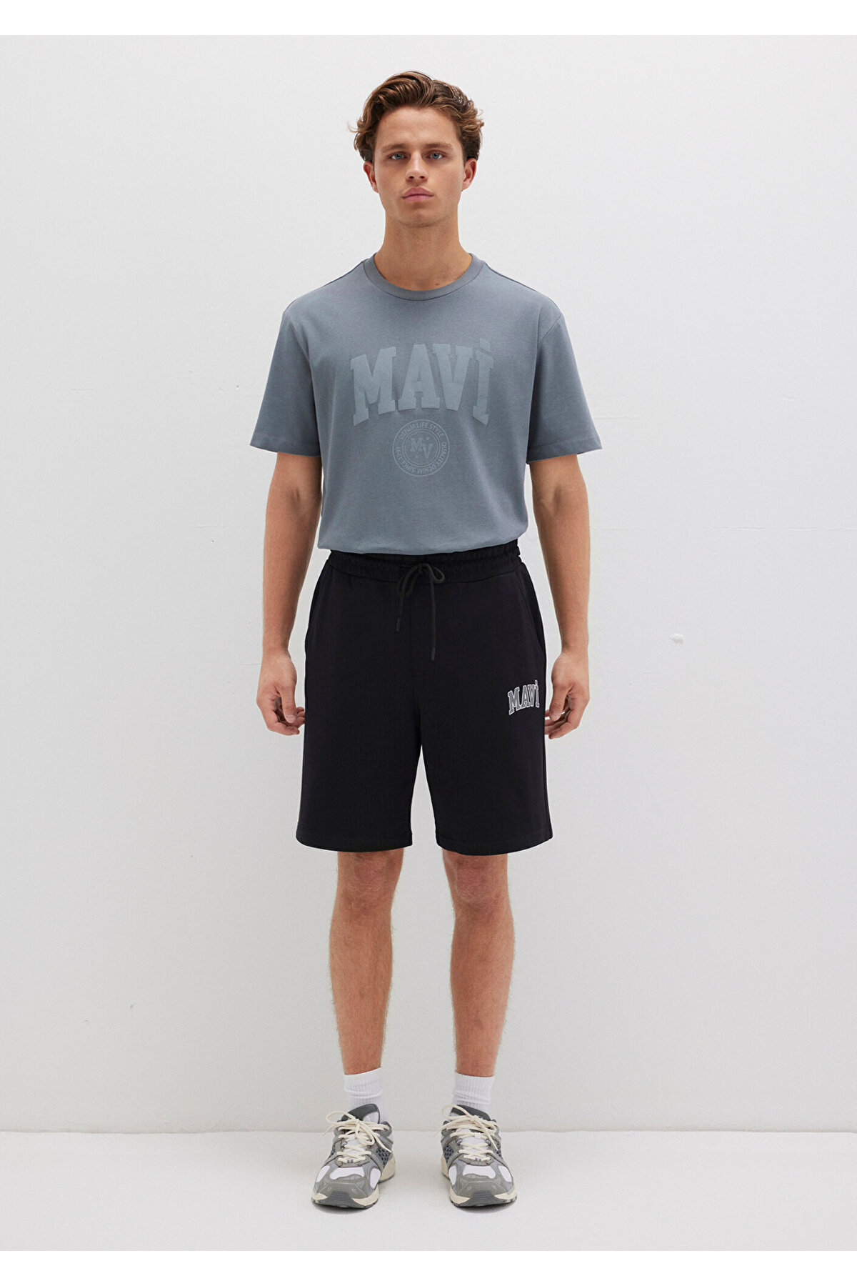 Mavi  Logo Baskılı Siyah Şort 0410224-900 - Görsel 3