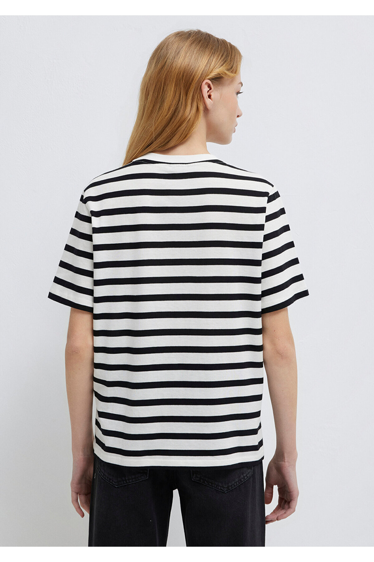 Mavi  Logo Baskılı Siyah Çizgili Tişört Regular Fit / Normal Kesim 1611360-84041 - Görsel 5