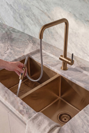 DEANTE MOMI Fırçalanmış Bronz-Çekme Spiralli Mutfak Bataryası