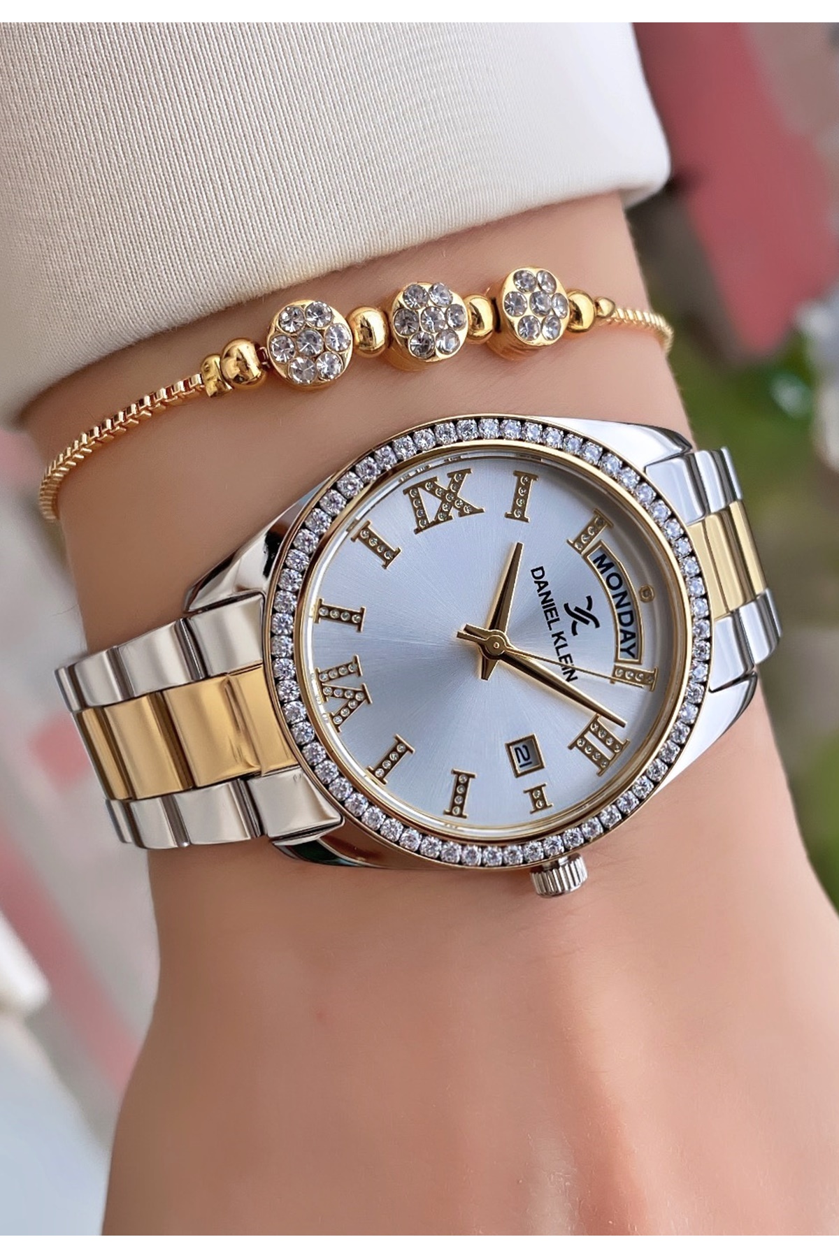 Daniel Klein  Marka Sarı Gümüş Renk 2 Yıl Garantili Kadın Kol Saati - Bileklik Hediyeli - Görsel 3
