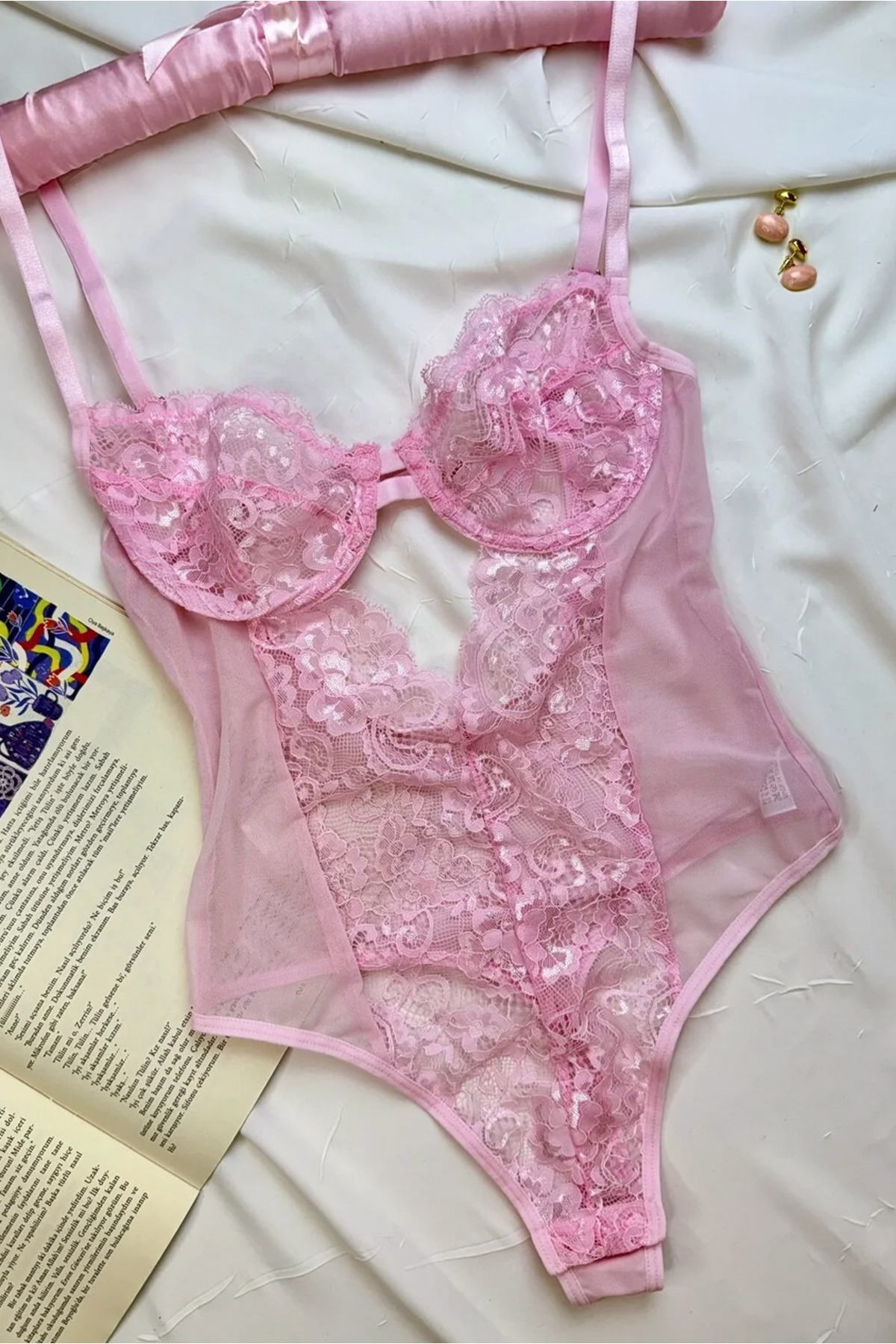 Lorinyo Pembe Dantelli Balenli Kapsız Transparan Çıtçıtlı Bodysuit görsel 2