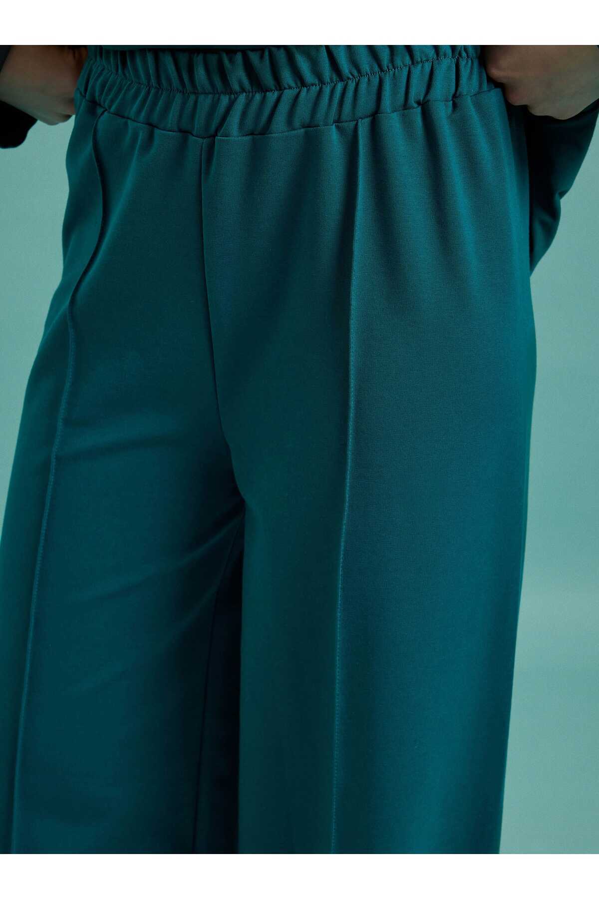 طقم بدلة رياضية بقلنسوة وتفاصيل خياطة - زمرد داكن...