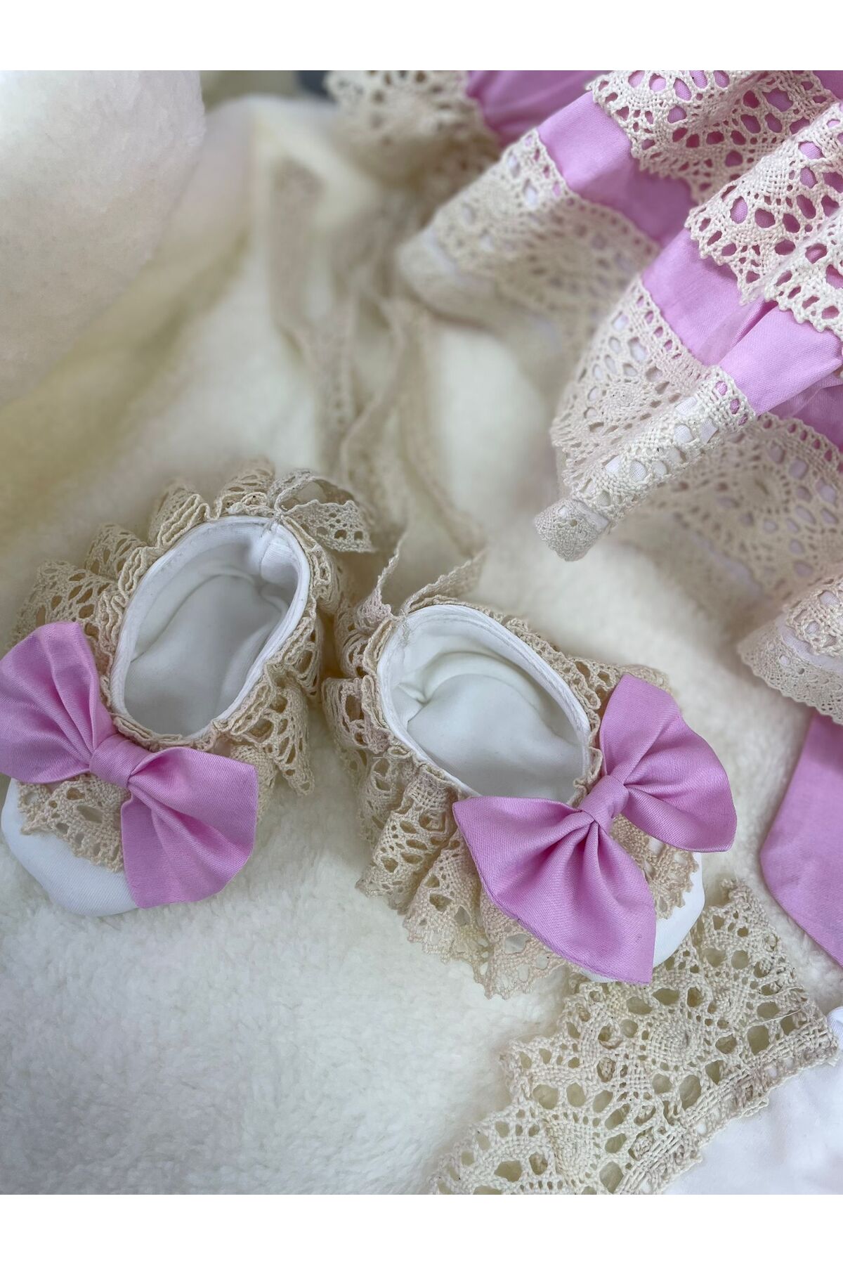 Sare Çocuk Giyim Kız Bebek Elbise Mevlüt Seti Pembe 5 Parça Ayakkabı Toka ve Önlük Takımı (%100 Pamuk) fotoğrafı 6 (önizleme)