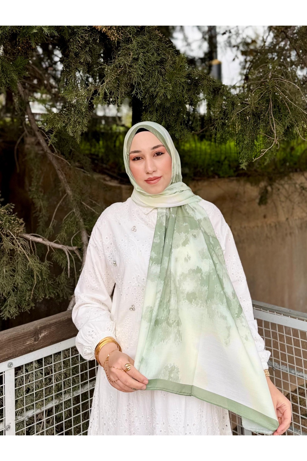 Mineleşarp Soft Aura Series Patterned Shawl – Pastel Tone Modern Pattern mint green lilac color