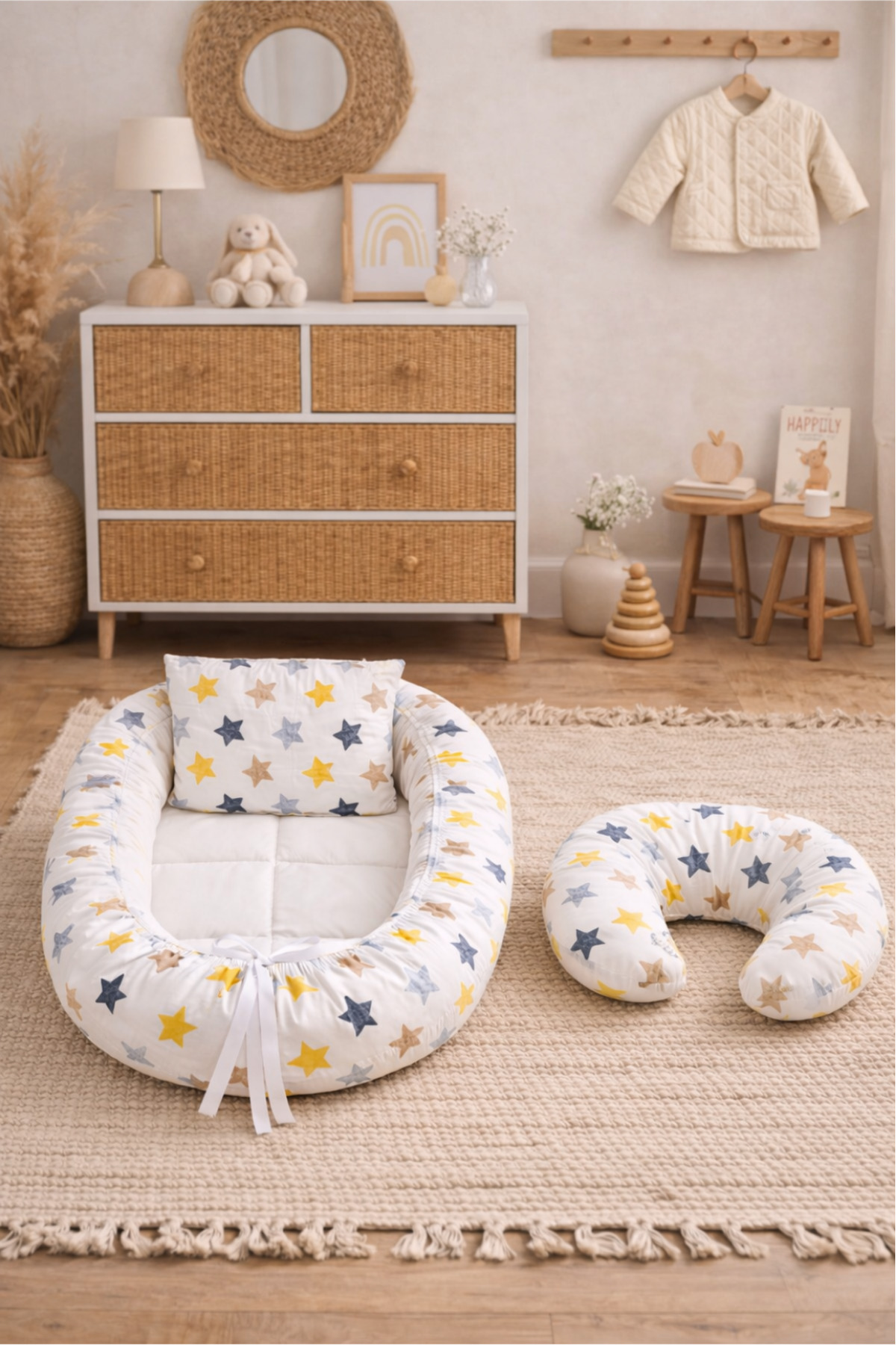 BebeK on For Babynest Sarı Yıldızlı set | Emzirme Yastığı ile fotoğrafı 6 (önizleme)