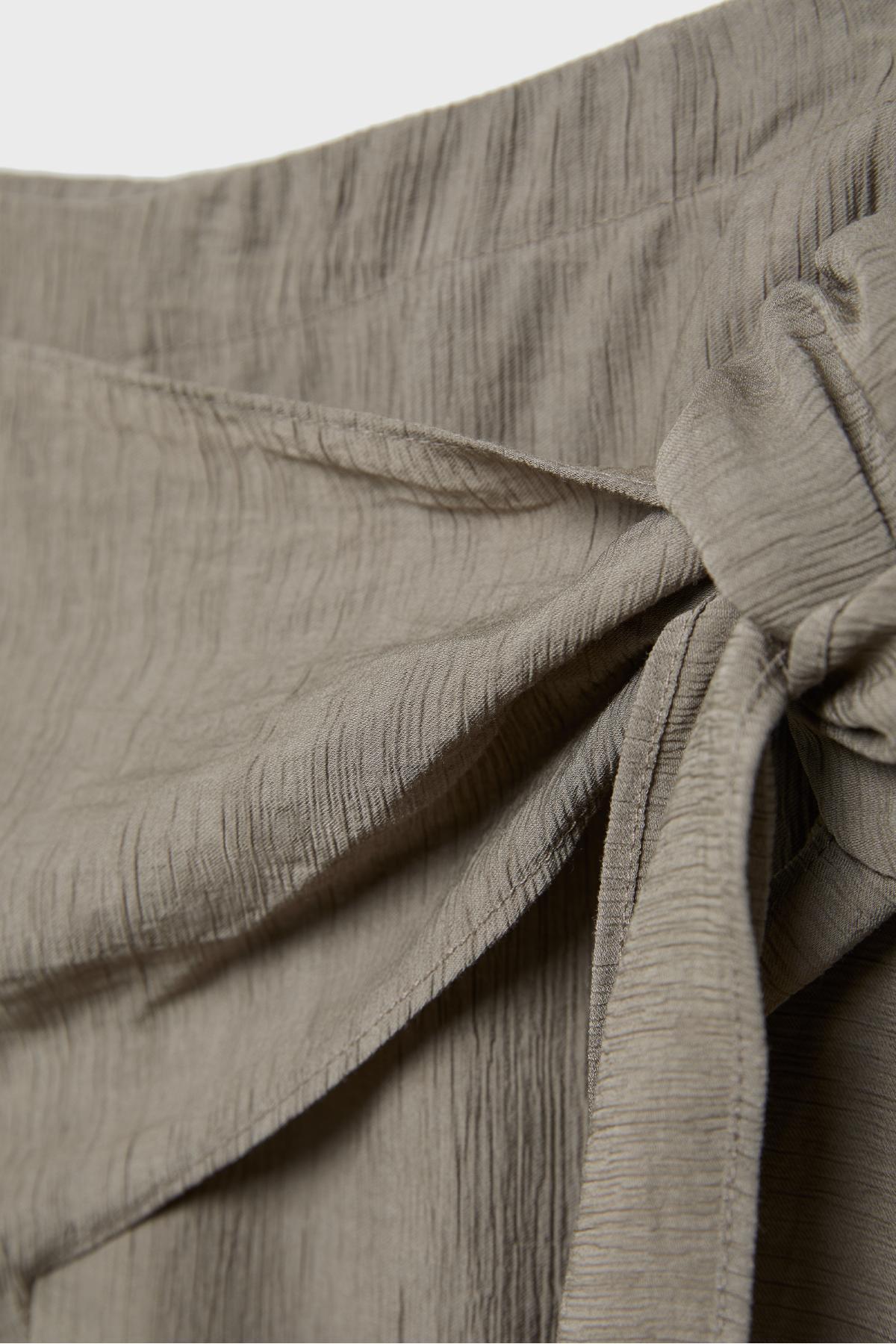 Stradivarius  Dökümlü sarong pantolon - Görsel 8