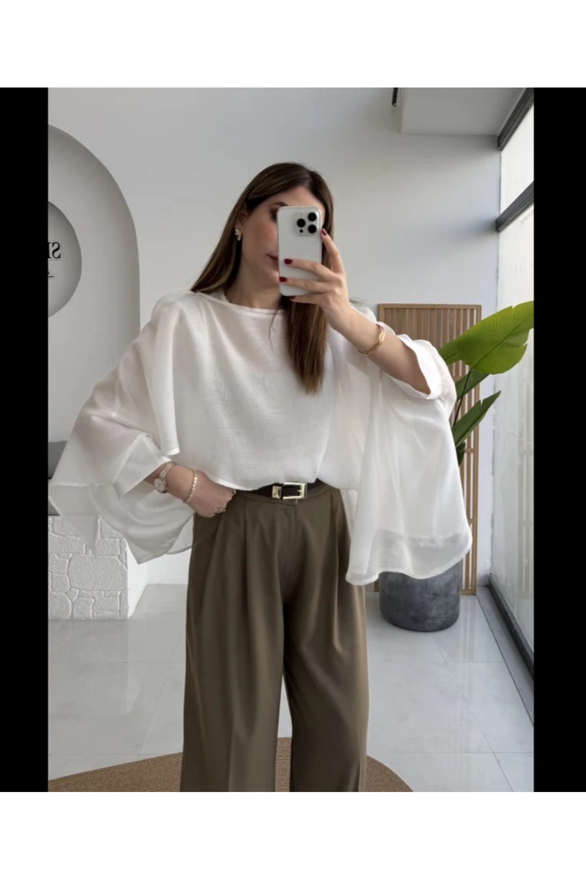 My Blog  Beyaz Uçuşan Pelerin Bluz - 5026