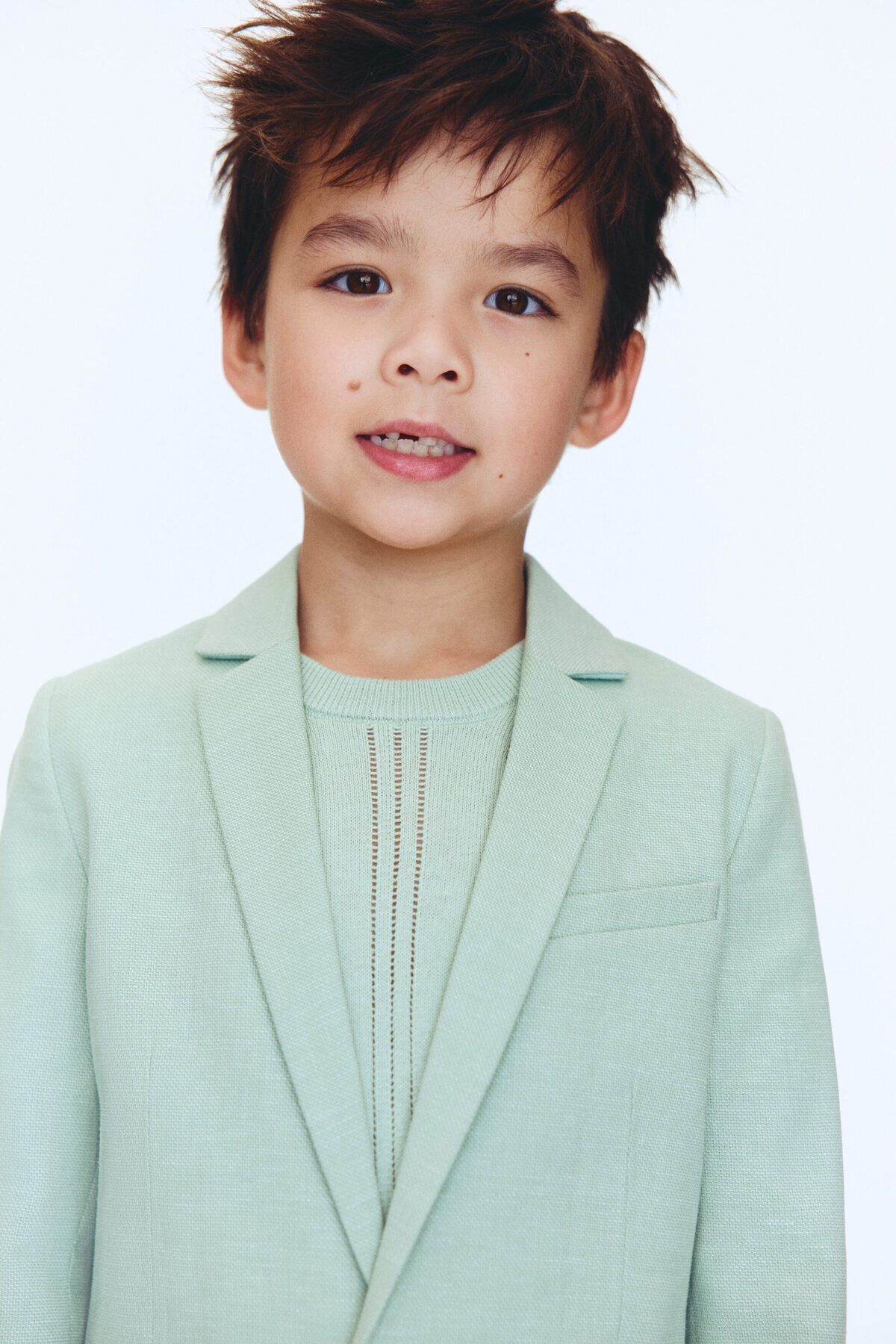 H&M Önü Tek Sıra Düğmeli Ceket fotoğrafı 3 (önizleme)