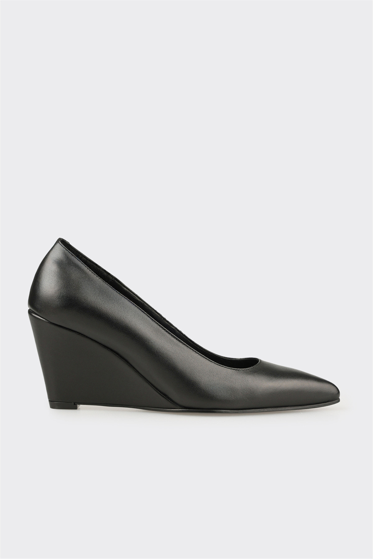 Elle Shoes Siyah Deri Kadın Orta Topuk Ayakkabı