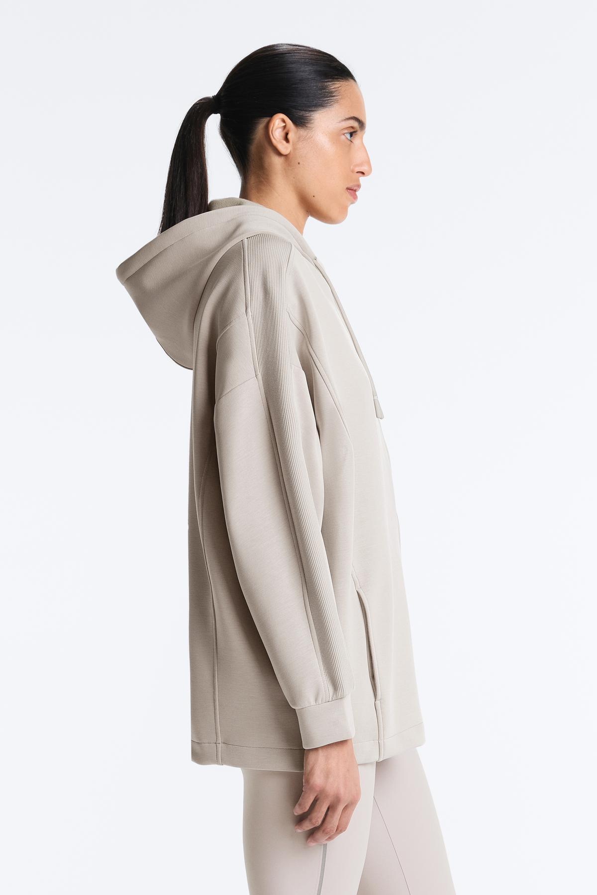 Oysho  Kapüşonlu uzun fitilli detaylı modal brushed ceket - Görsel 5